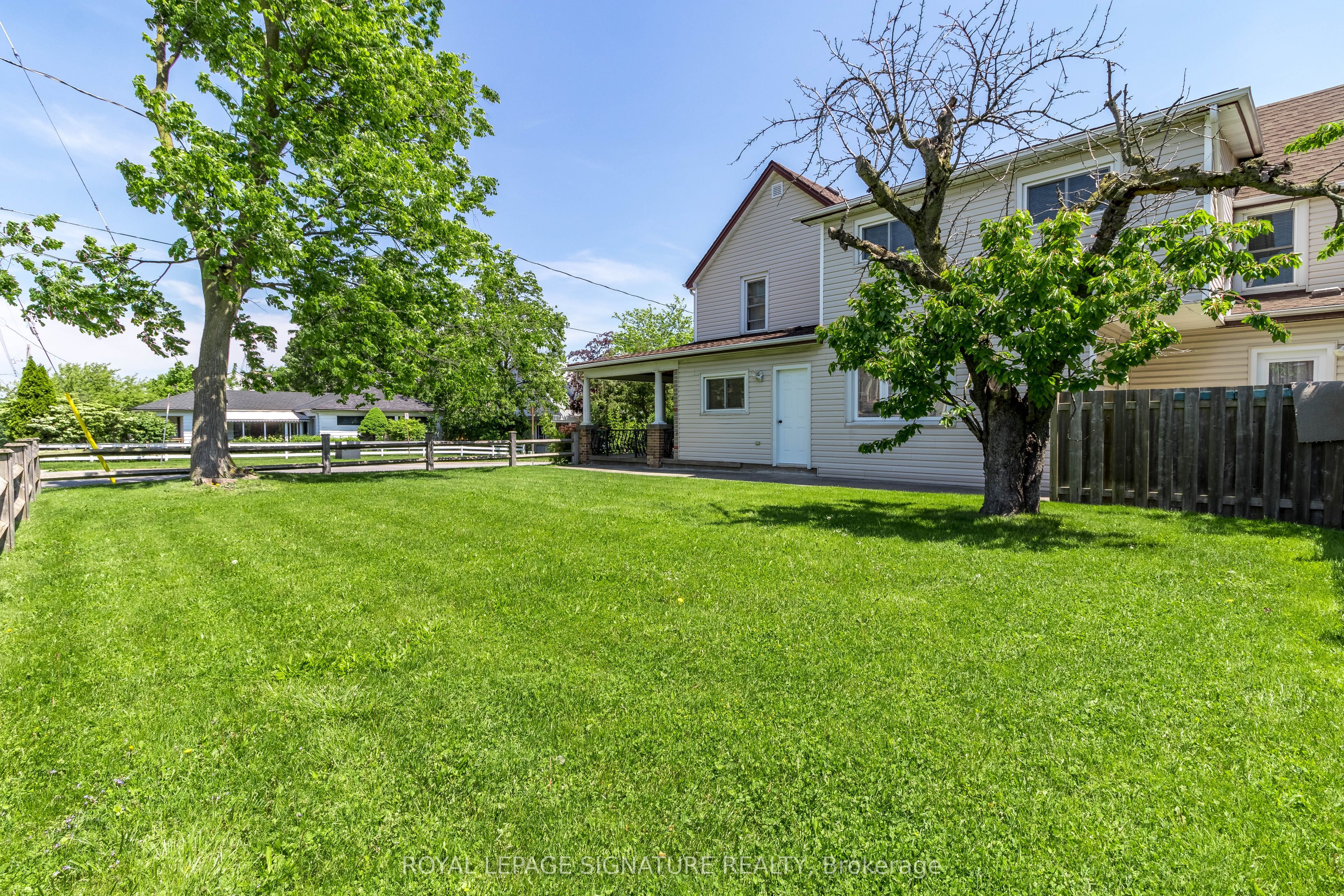 23 Sullivan Avenue, Thorold, ON L2V 2Y3 photo 4