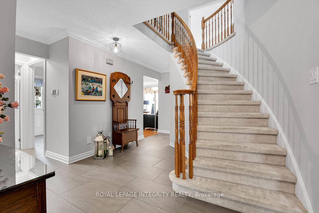 46 Dartmoor Drive, Kanata, ON K2M 1S6 photo 4