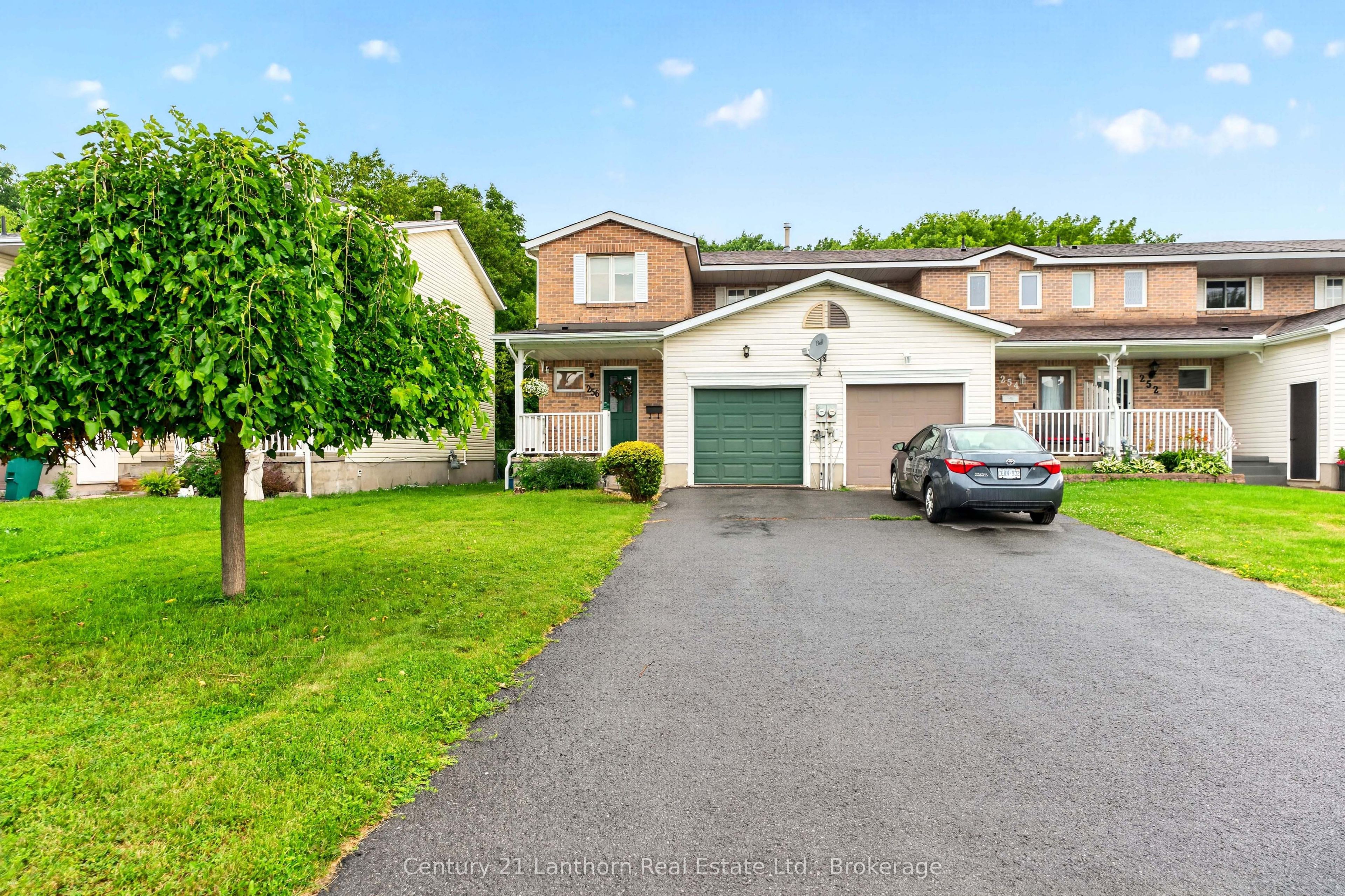 256 Vanguard Court, Kingston, ON K7M 8P8 photo 4