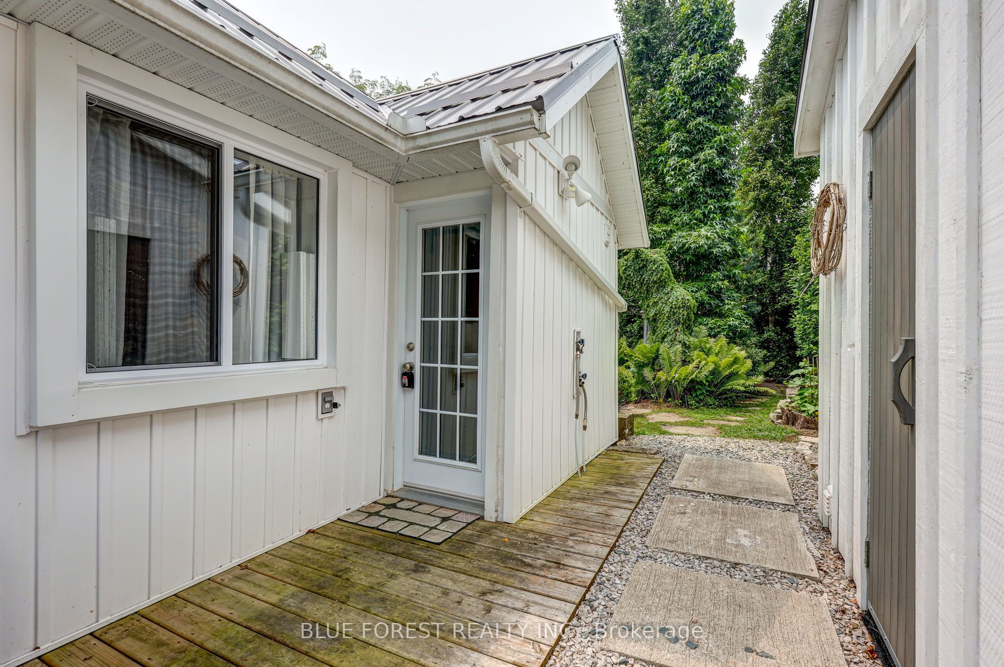 192 MITCHELL Street, Central Elgin, ON N5L 1H1 photo 4