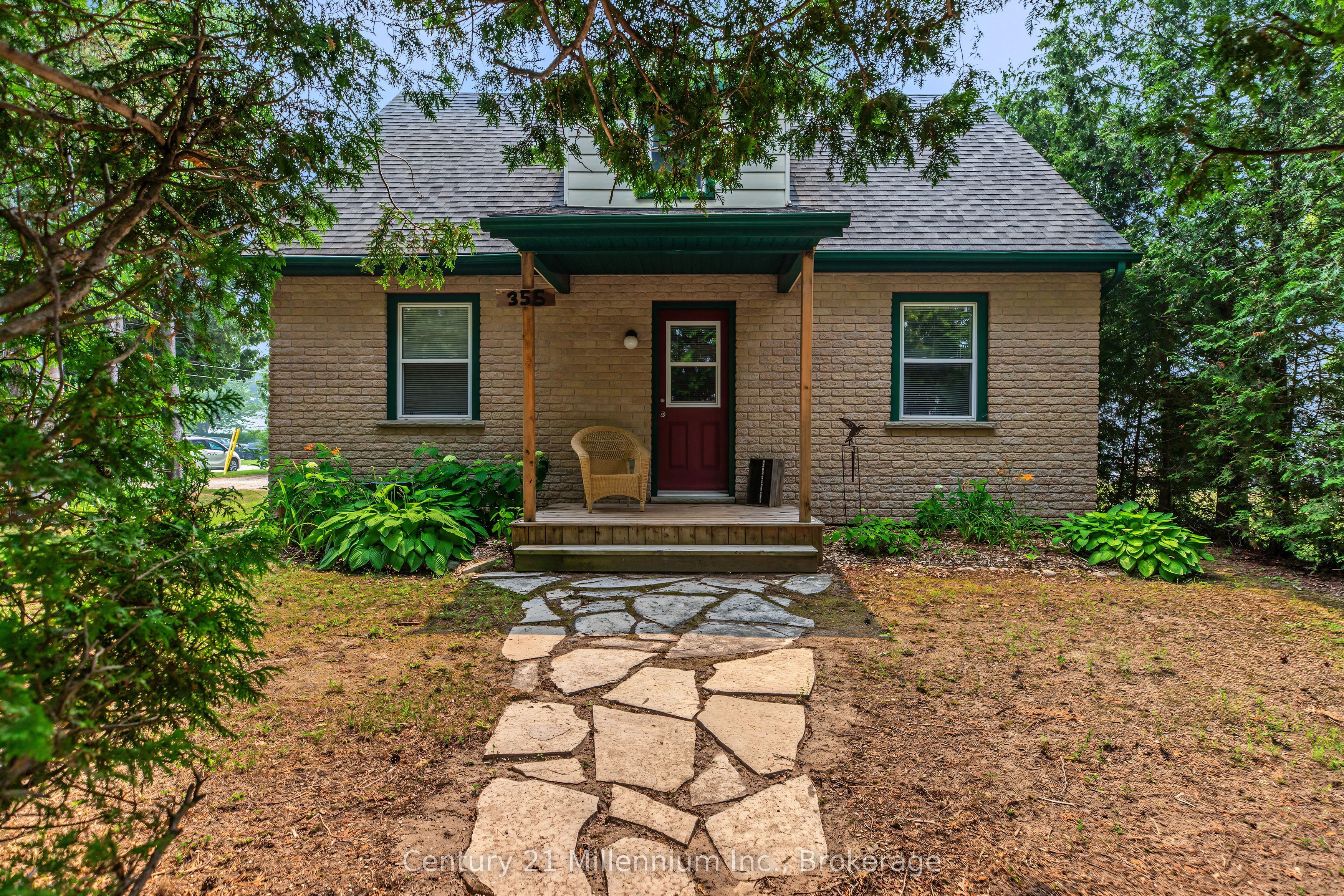 355 Spence Street, Saugeen Shores, ON N0H 2L0