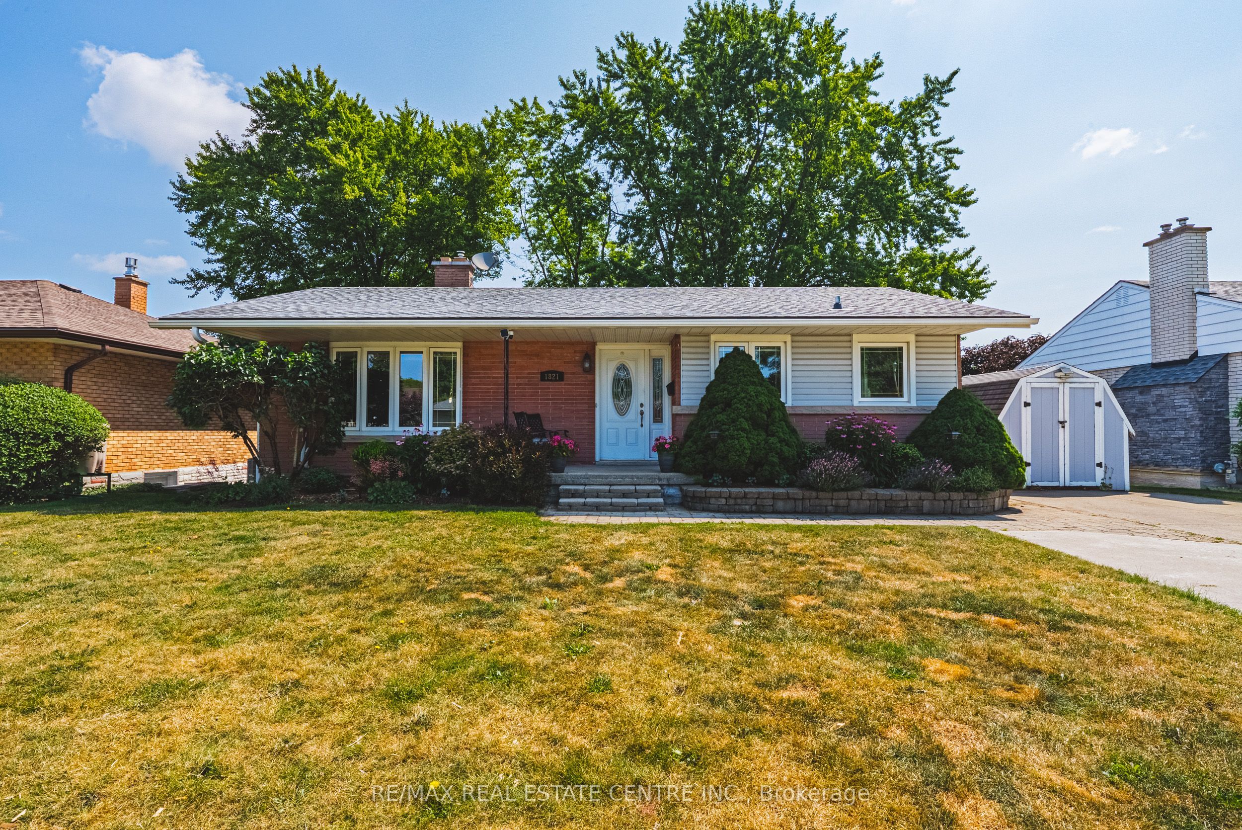 1821 Biscayne Drive, Cambridge, ON N3H 4R2