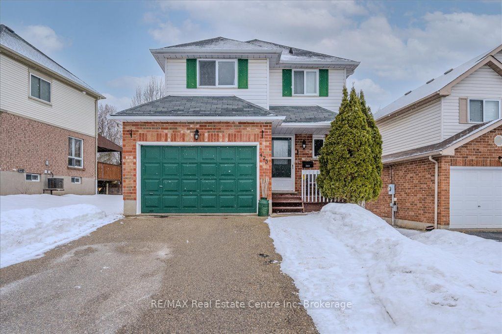 425 Exmoor Street, Waterloo, ON N2K 3X5