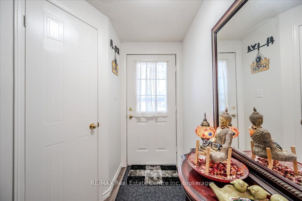 425 Exmoor Street, Waterloo, ON N2K 3X5 photo 4
