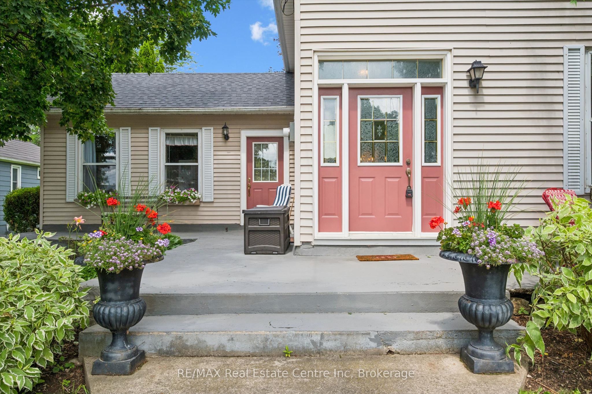 25 Badenoch Street, Puslinch, ON N0B 2C0 photo 3