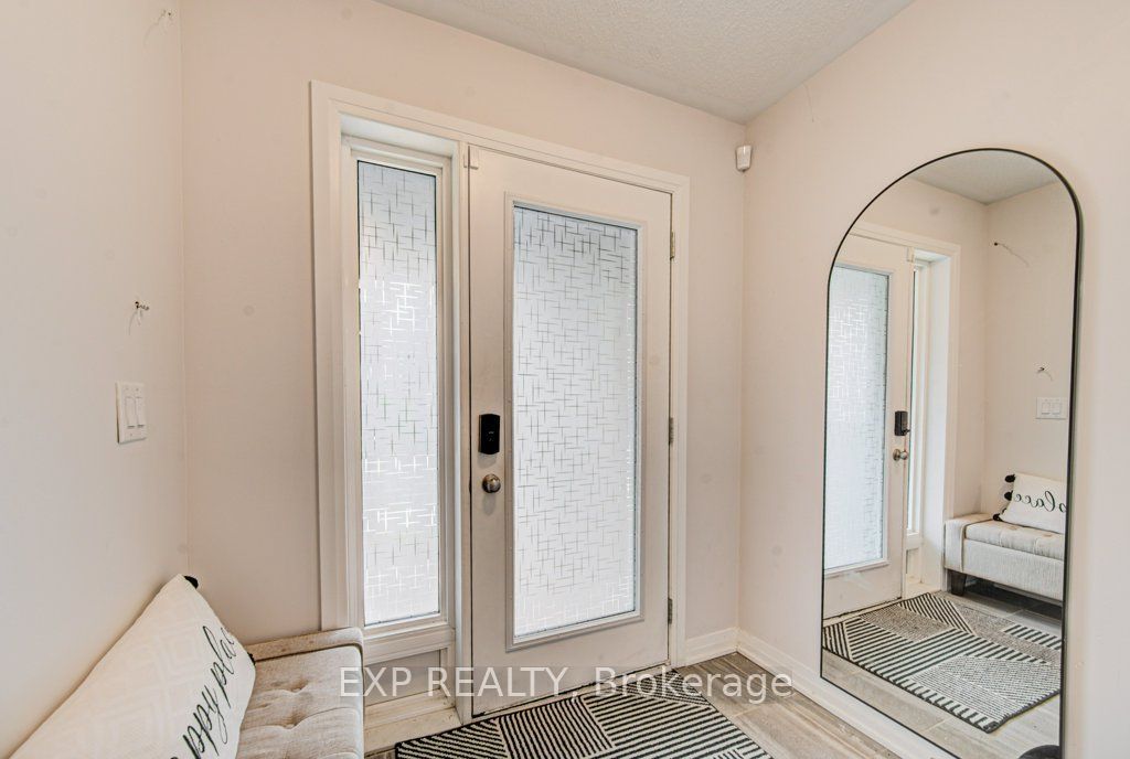 585 Colborne Street E 1302, Brantford, ON N2S 0K4 photo 2