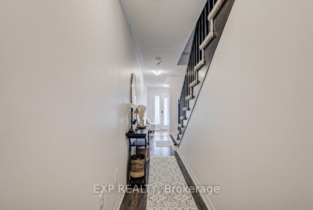 585 Colborne Street E 1302, Brantford, ON N2S 0K4 photo 4