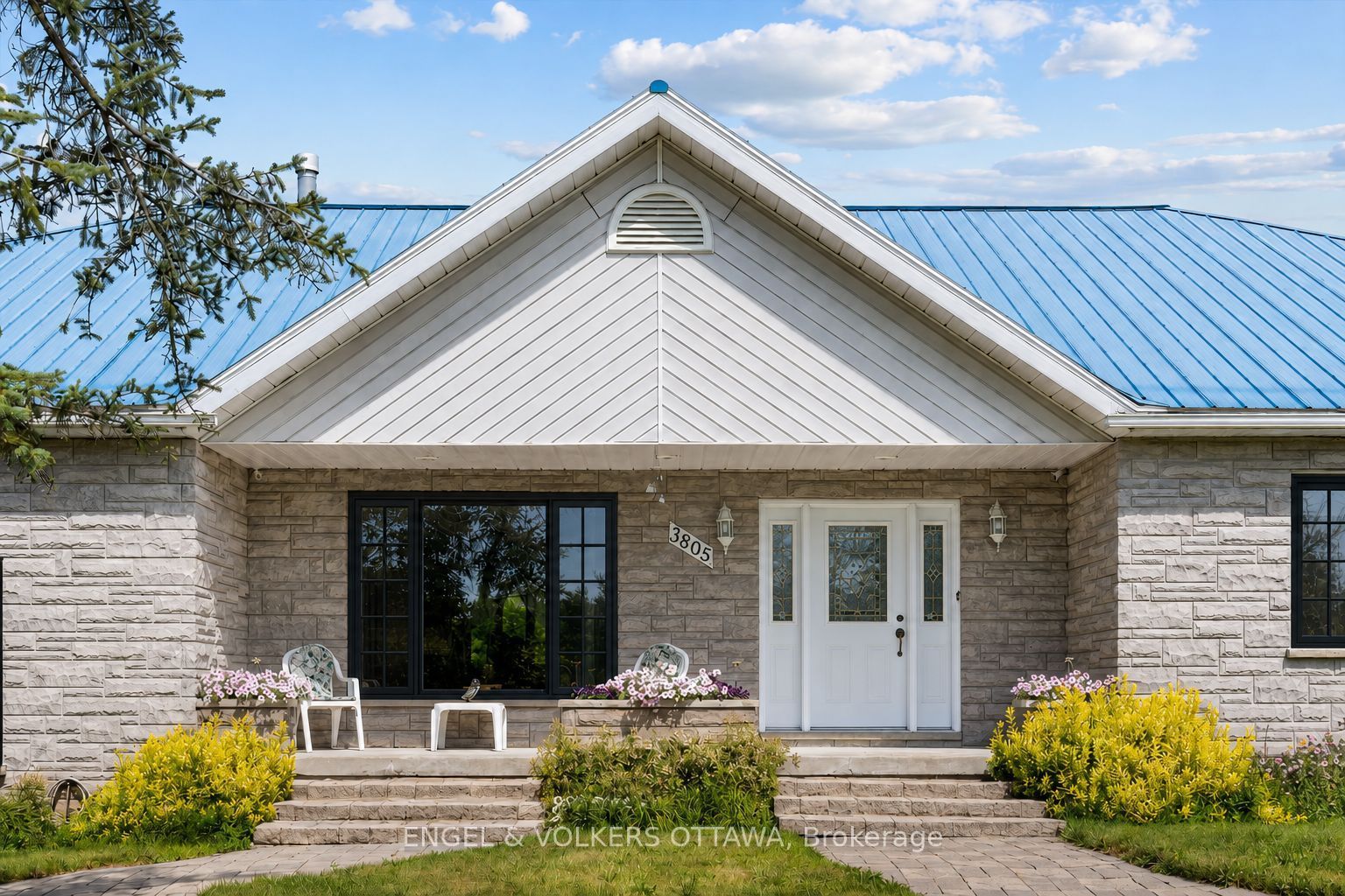 3805 Big Rideau Lake Road, Rideau Lakes, ON K0G 1V0 photo 2