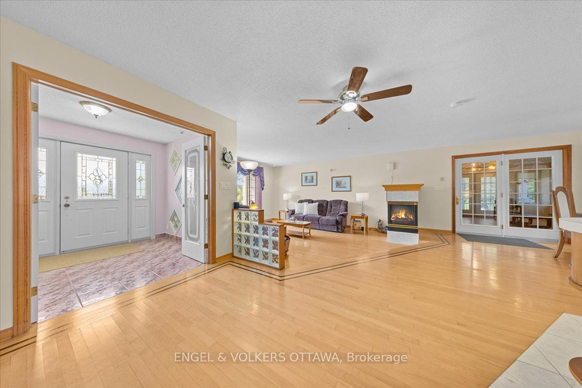 3805 Big Rideau Lake Road, Rideau Lakes, ON K0G 1V0 photo 3