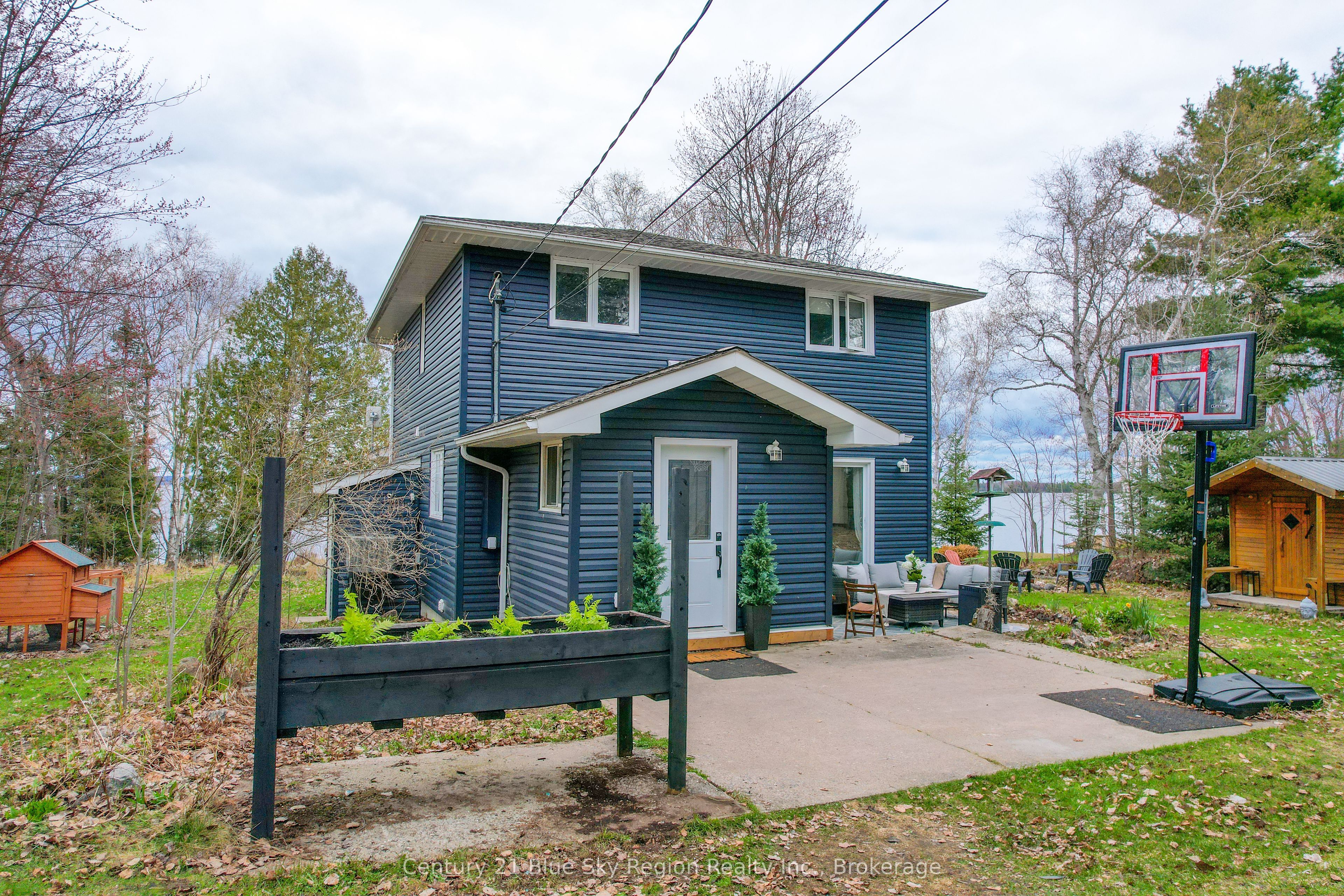 64 Ninovan Road E, Callander, ON P1B 8Z4 photo 2