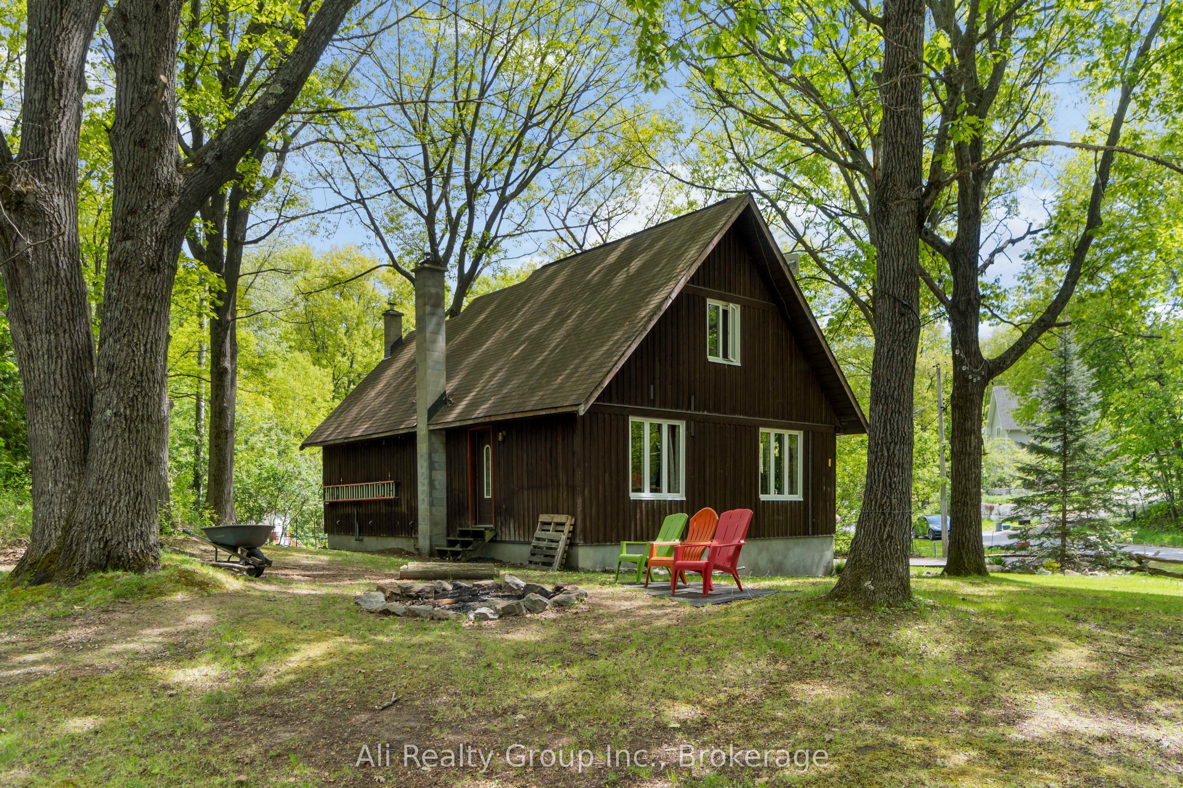 190 Woods Road, Constance Bay - Dunrobin - Kilmaurs - Woodlawn, ON K0A 3M0
