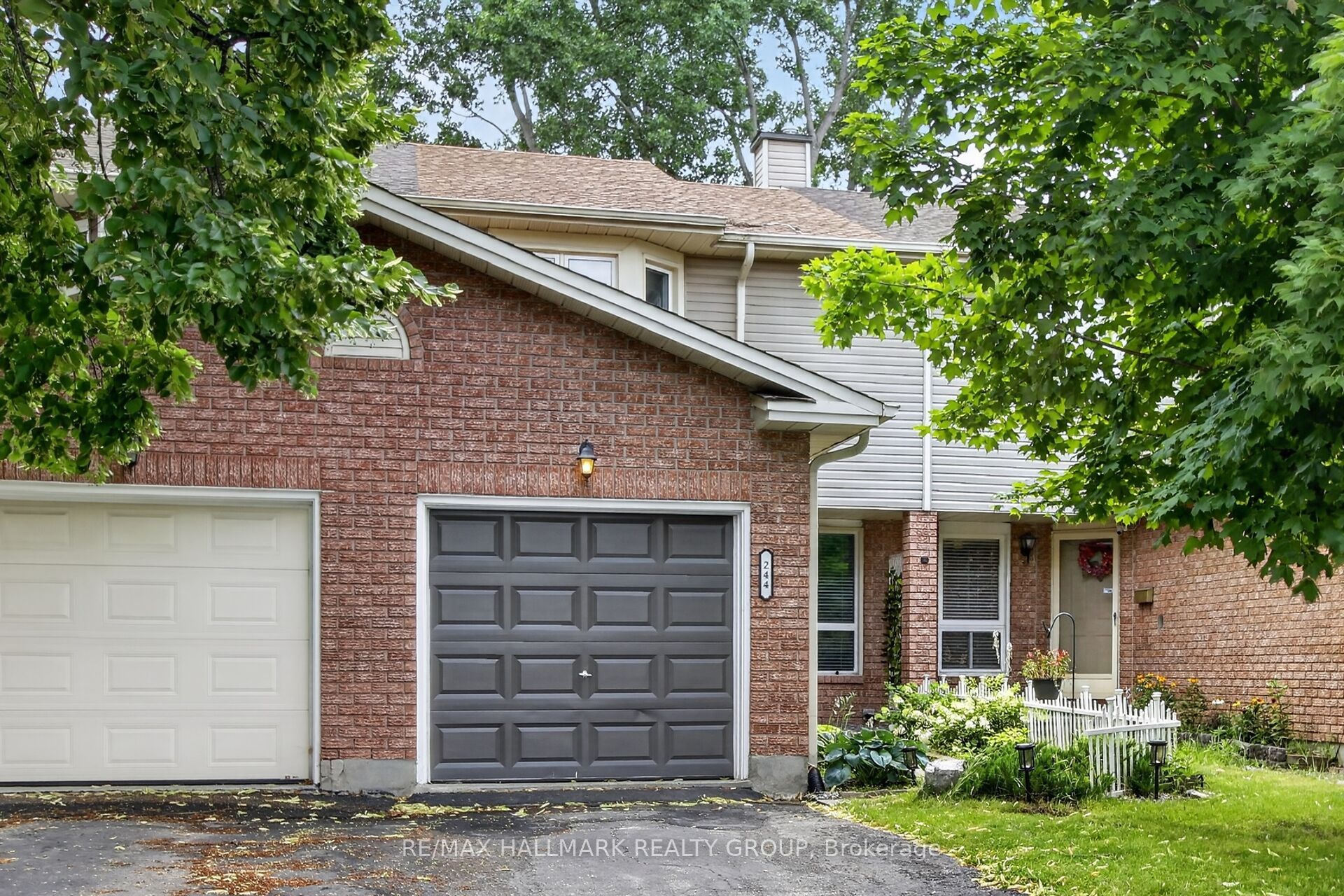 244 Huntersfield Drive, Hunt Club - South Keys and Area, ON K1T 3M5 photo 3