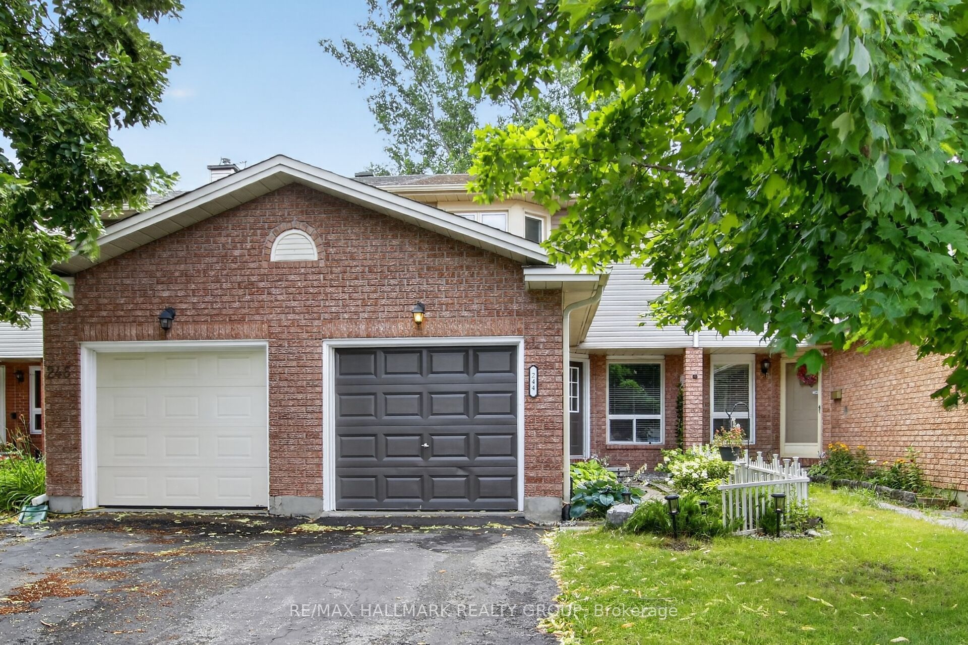 244 Huntersfield Drive, Hunt Club - South Keys and Area, ON K1T 3M5 photo 4