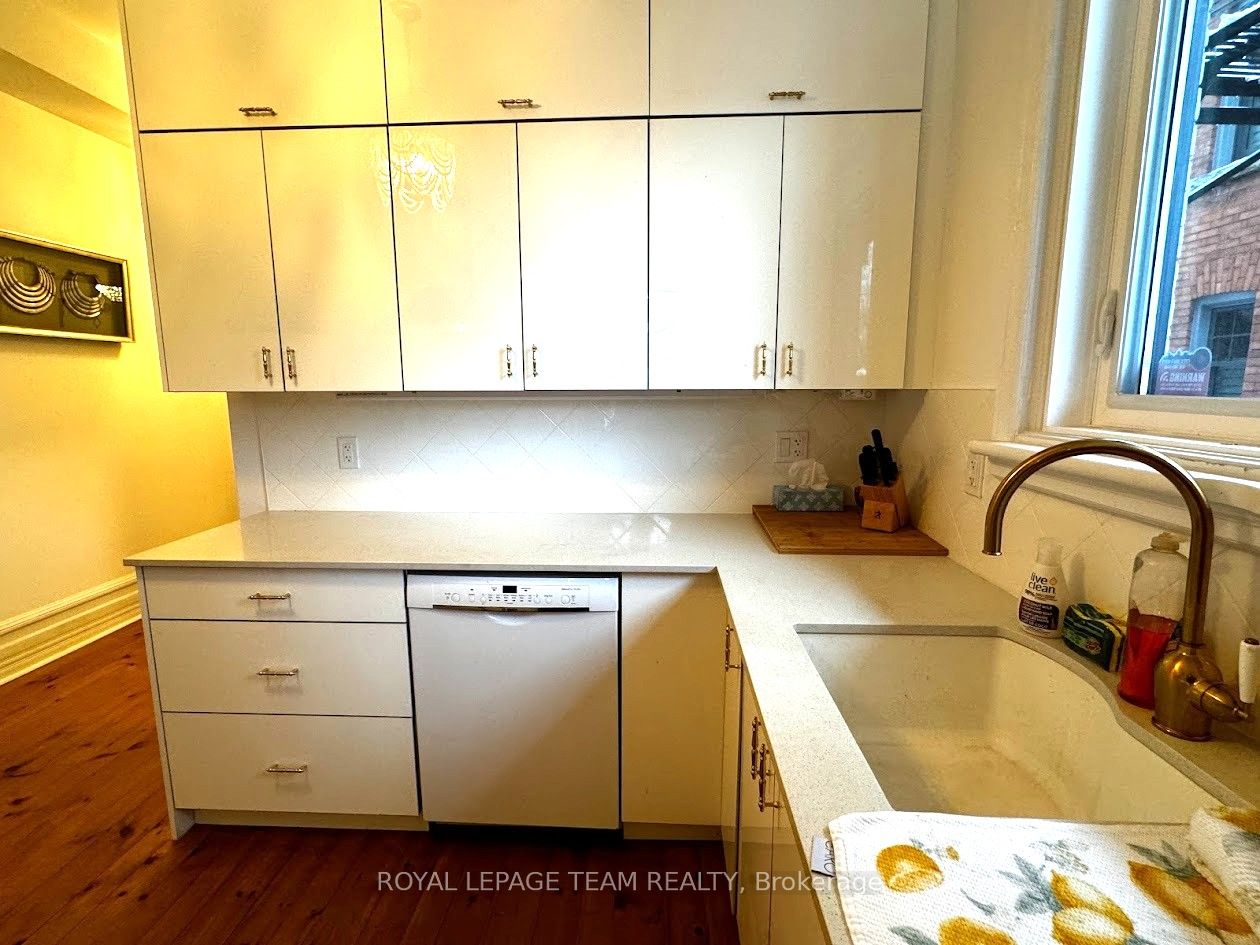 620 Cooper Street, Ottawa Centre, ON K1R 5J2 photo 5