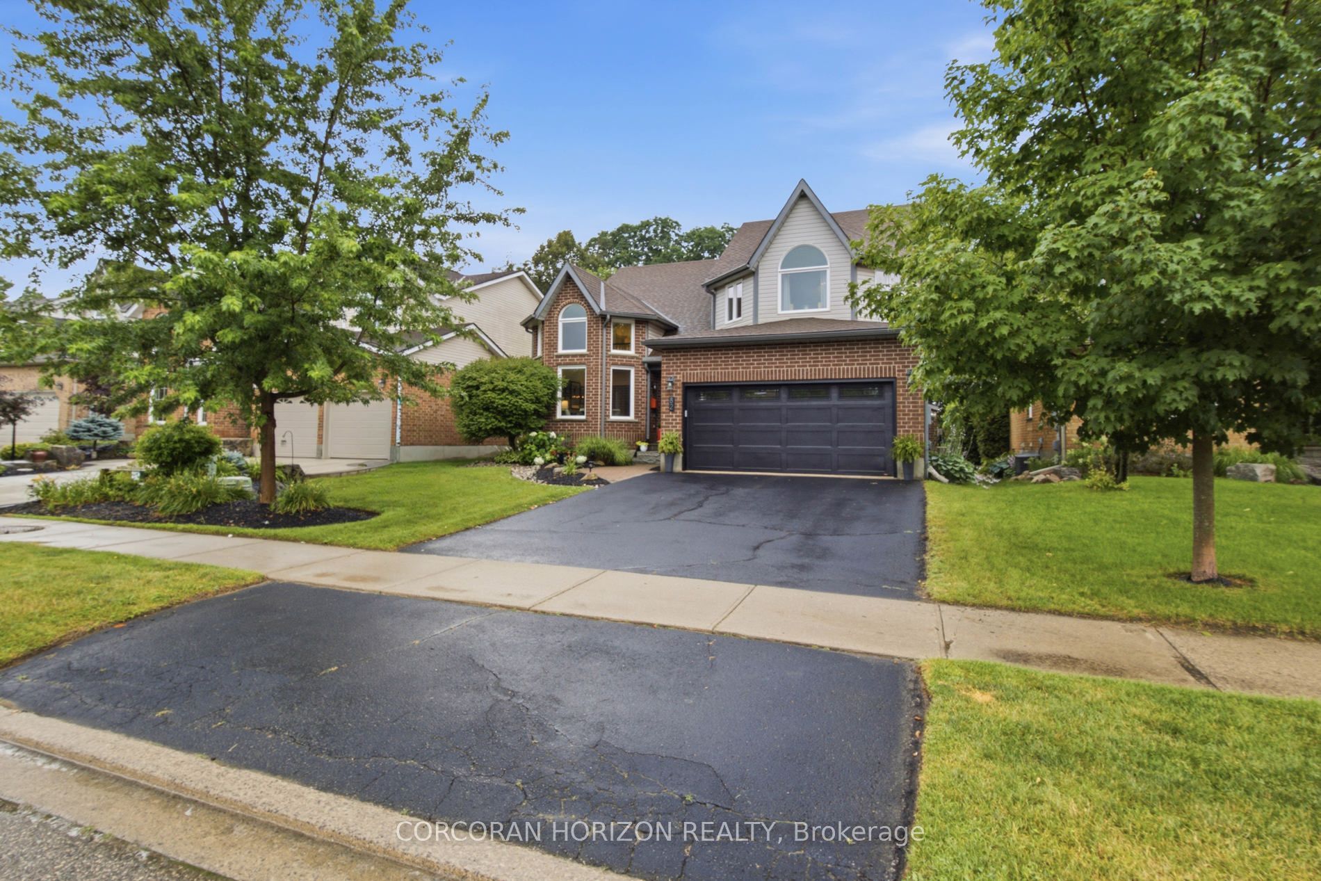 82 Ptarmigan Drive, Guelph, ON N1C 1B6 photo 4