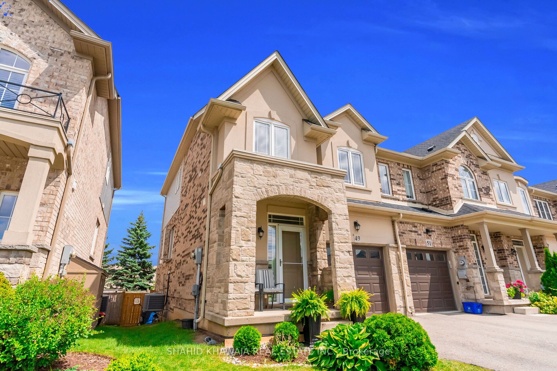 49 Candlewood Court, Hamilton, ON L8J 0C4 photo 3