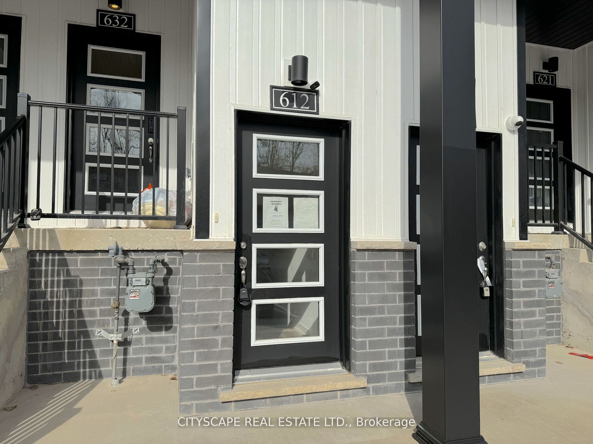 4263 Fourth Avenue 612, Niagara Falls, ON L2E 0C2 photo 2