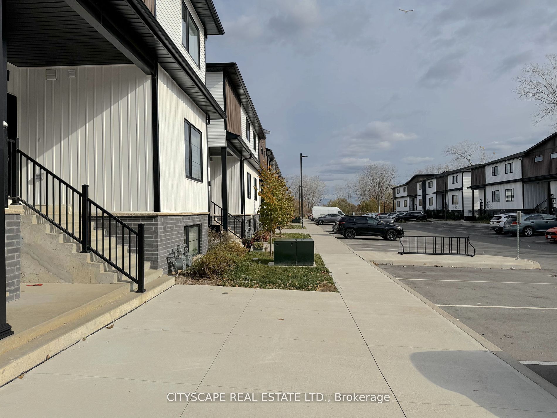 4263 Fourth Avenue 612, Niagara Falls, ON L2E 0C2 photo 4