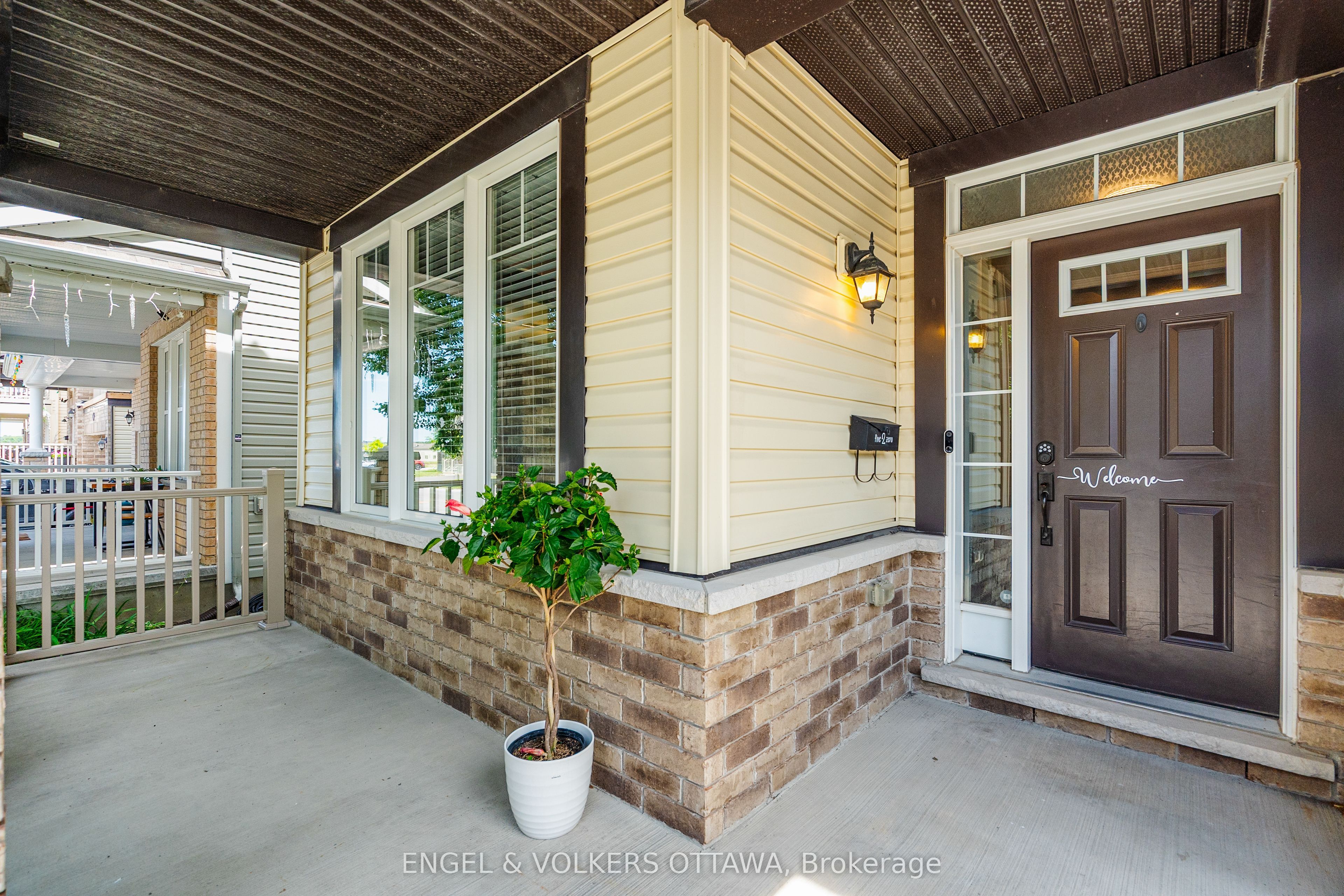 520 Brigatine Avenue, Stittsville - Munster - Richmond, ON K2S 0P9 photo 3