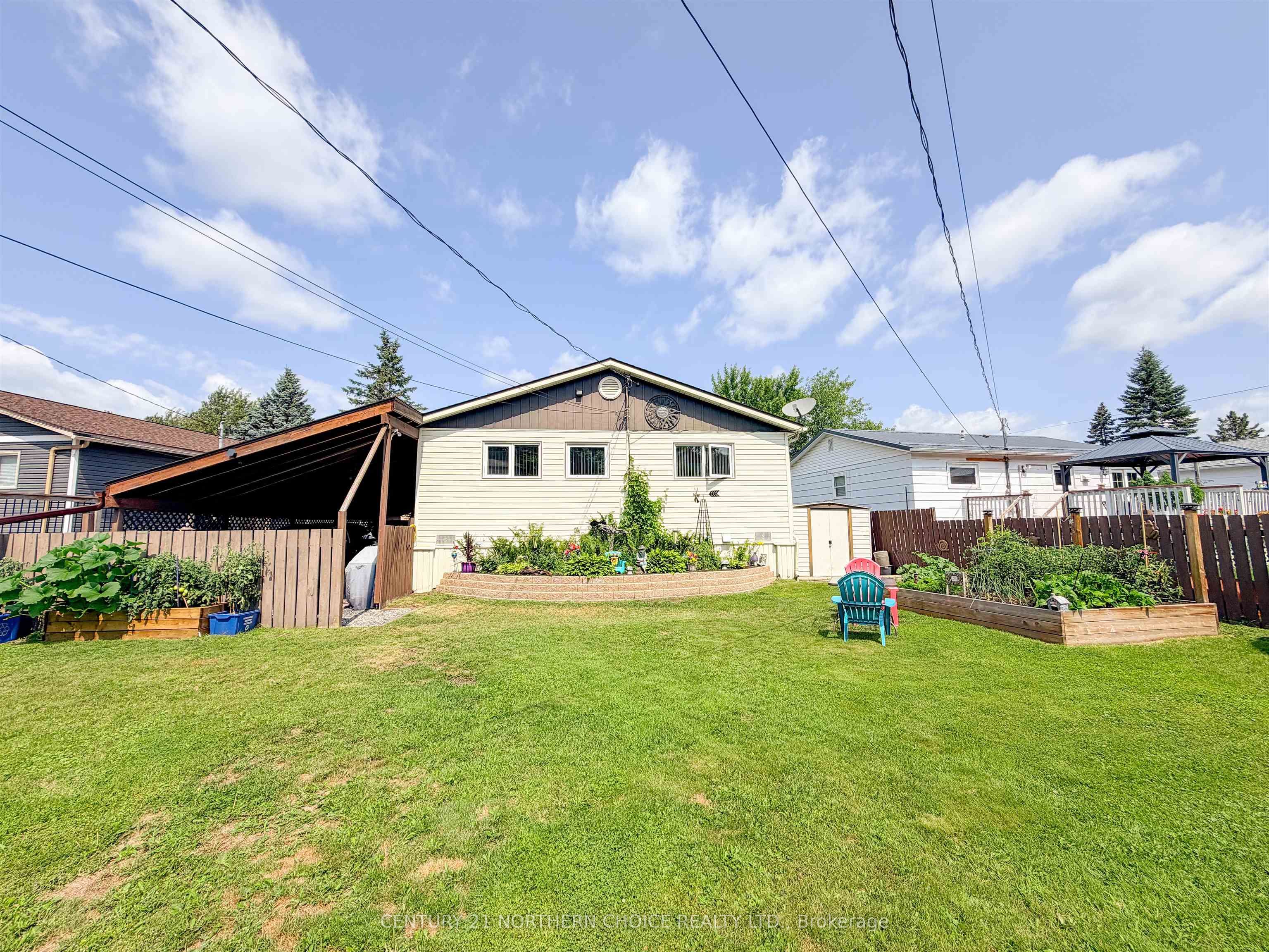 917 Valley Drive, Kenora, ON P9N 4A9 photo 2