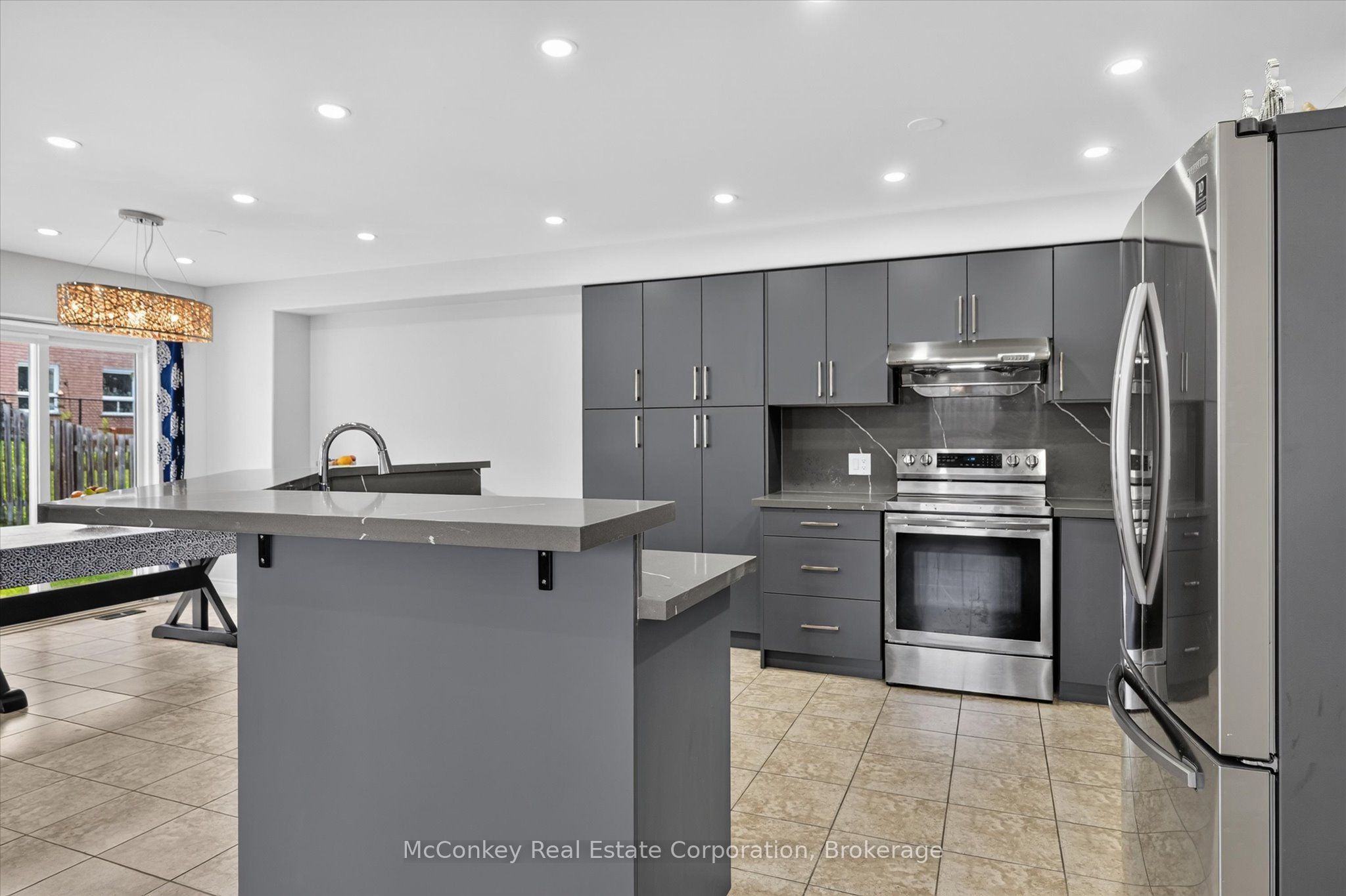 609 ACKERMAN Crescent, Peterborough, ON K9K 2S5 photo 5