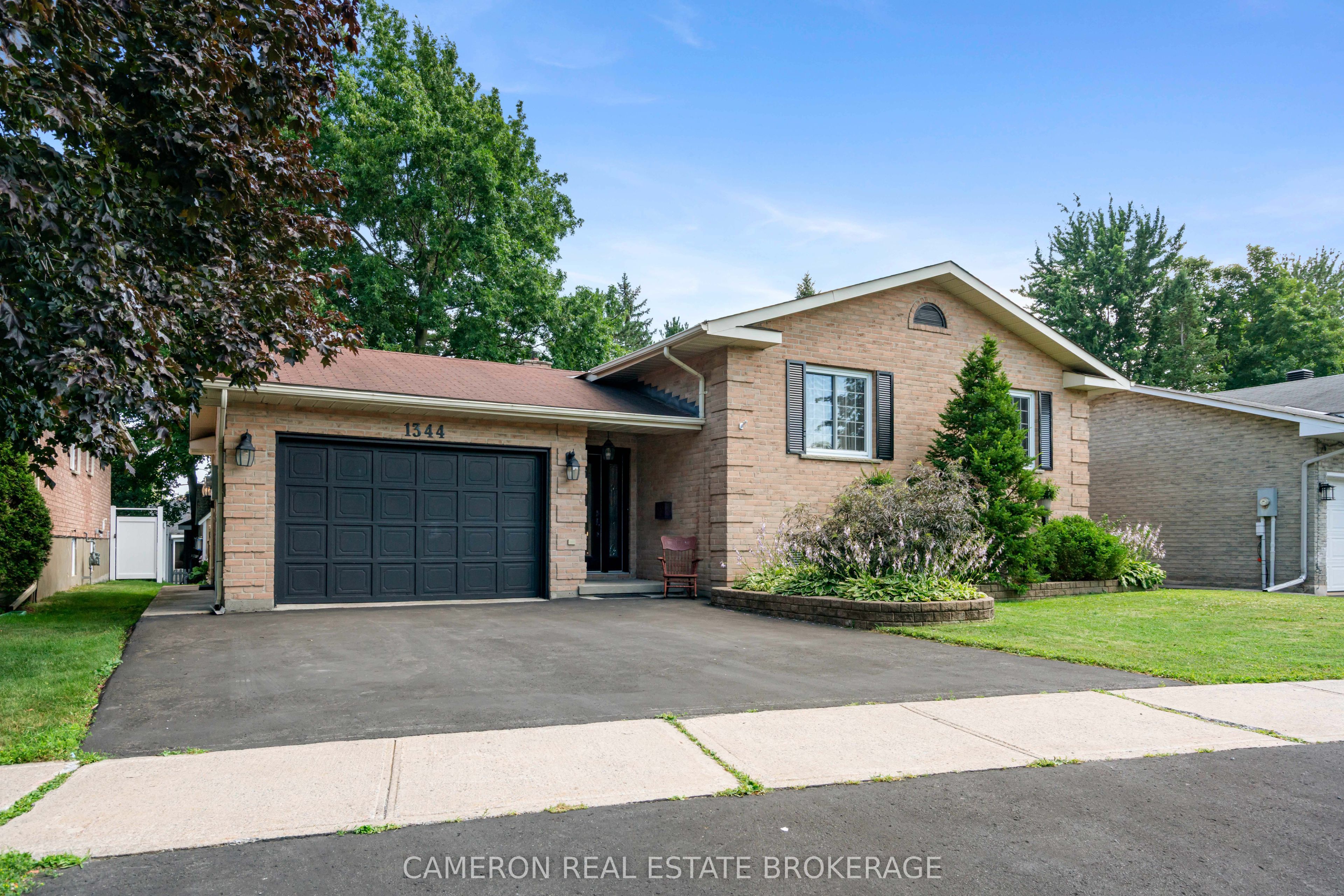 1344 Stormont Drive, Cornwall, ON K6H 6Y1 photo 2