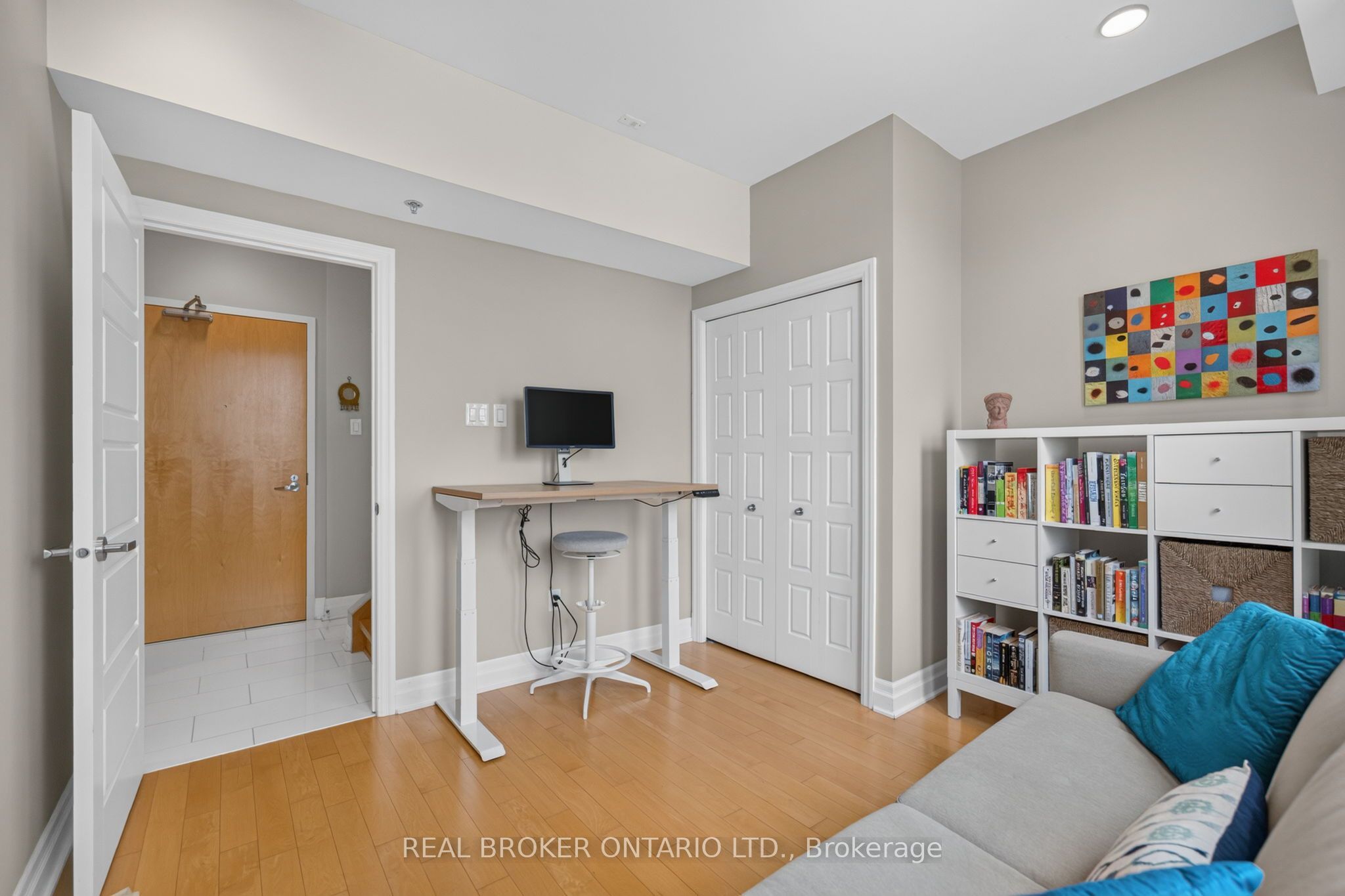 300 B Lett Street 317, West Centre Town, ON K1R 0A8 photo 5