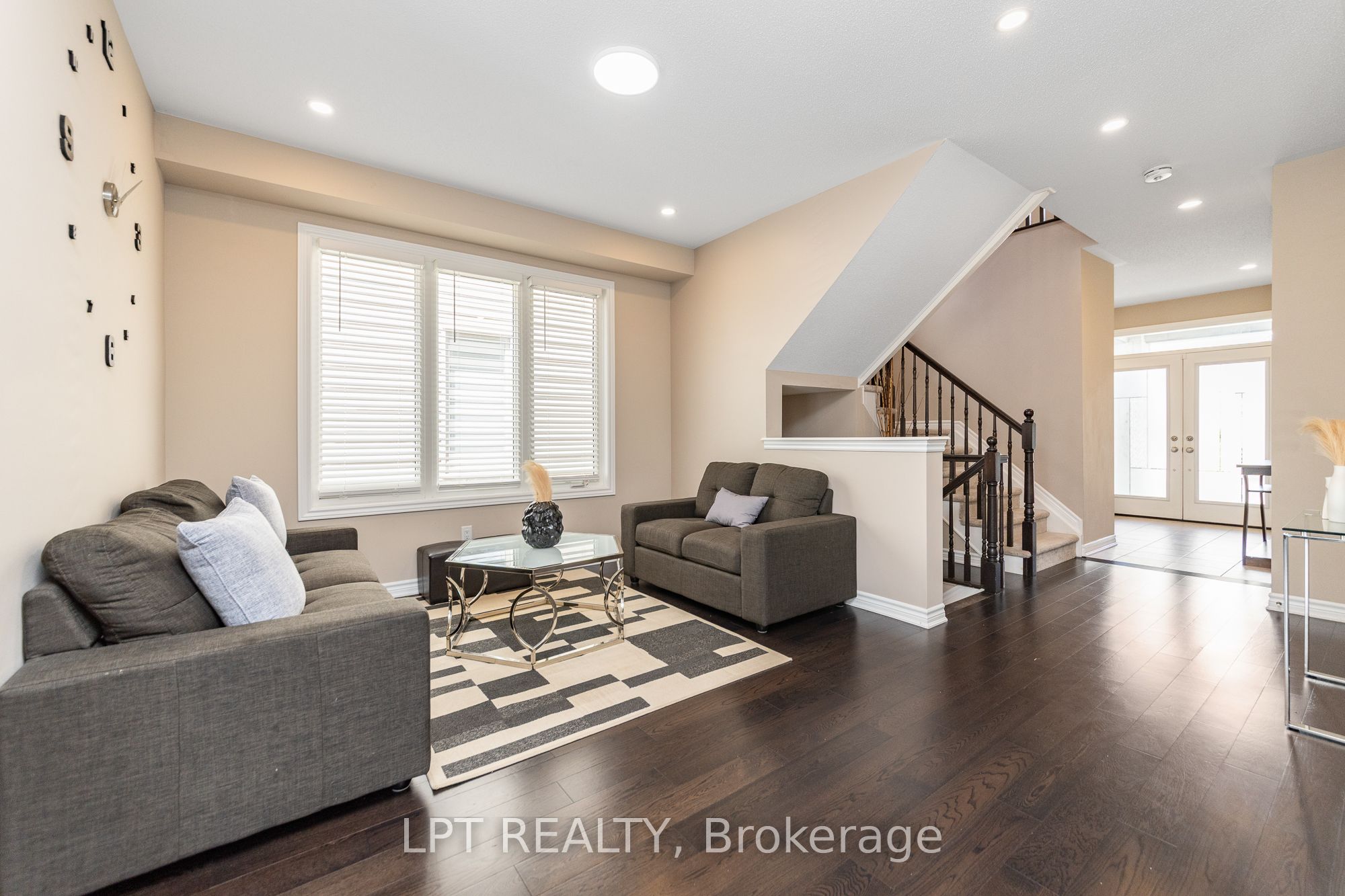 908 Pedigree Street, Stittsville - Munster - Richmond, ON K2S 0Y5 photo 3