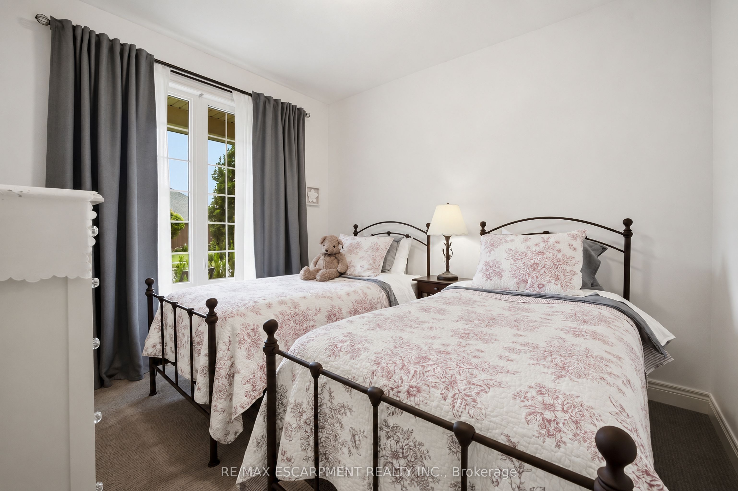 33 Pierpoint Drive, Niagara-on-the-Lake, ON L0S 1J0 photo 5