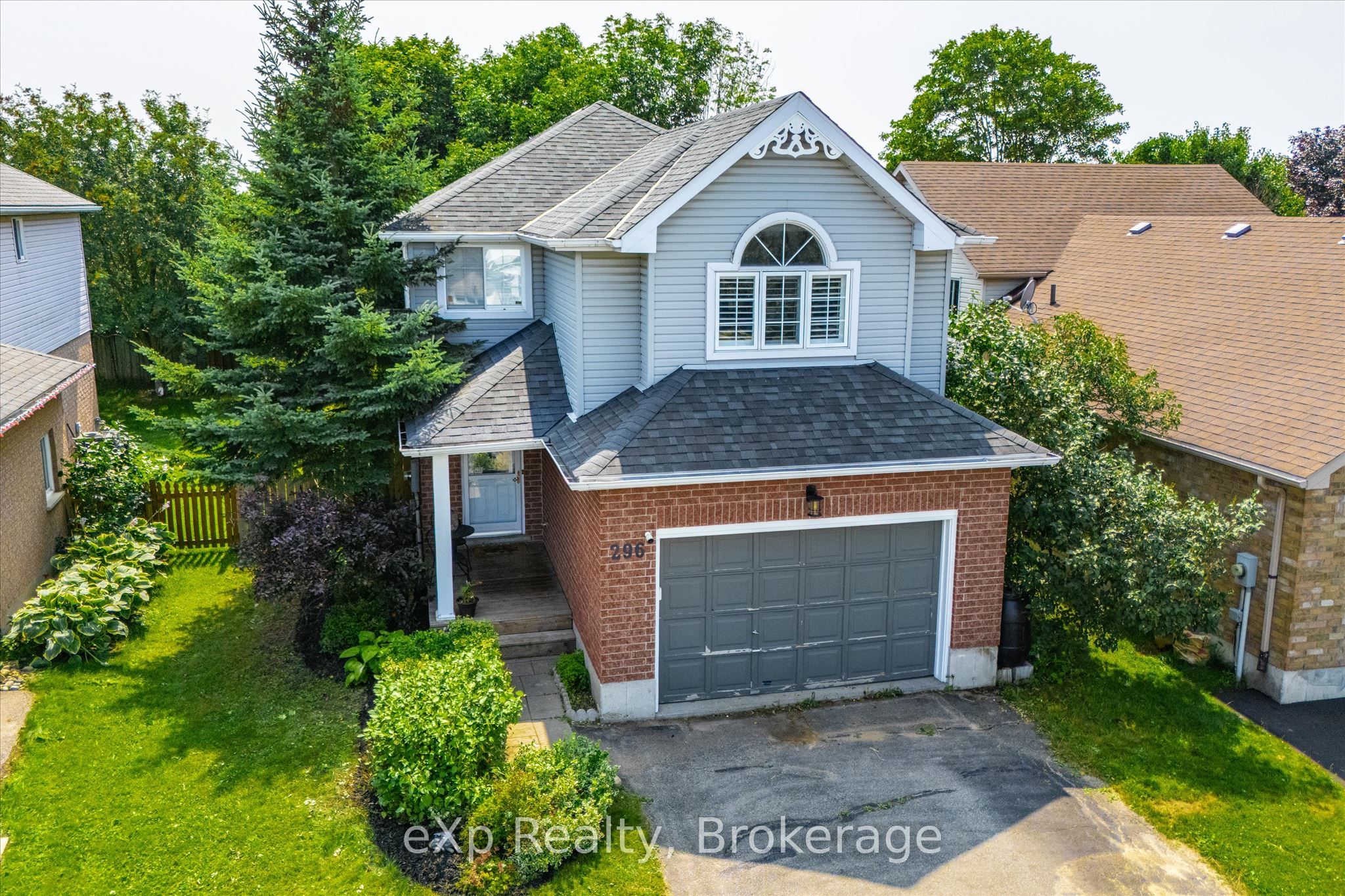 296 Tait Crescent, Centre Wellington, ON N1M 3P7 photo 3