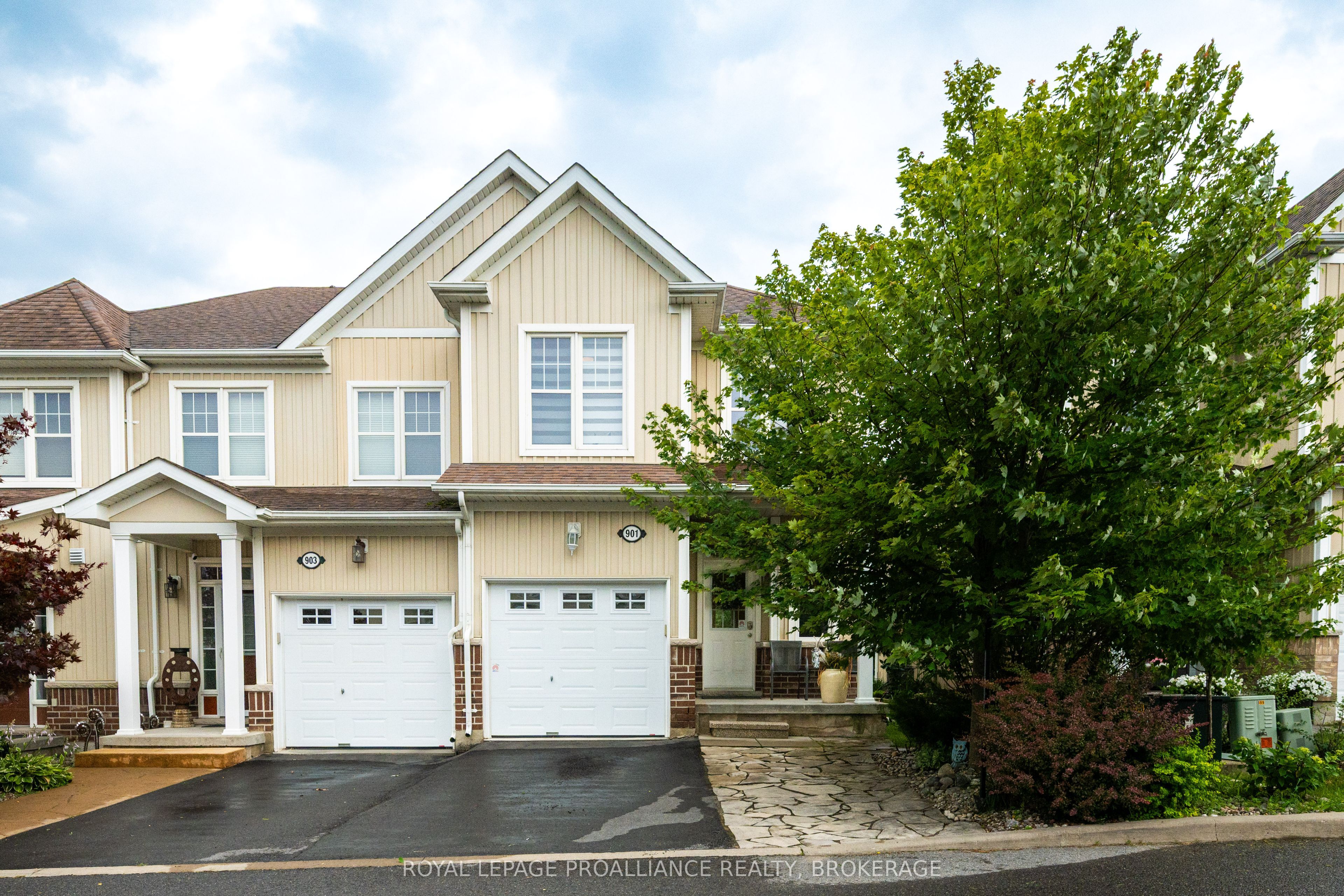 901 Ascot Lane, Kingston, ON K7K 0C8 photo 2