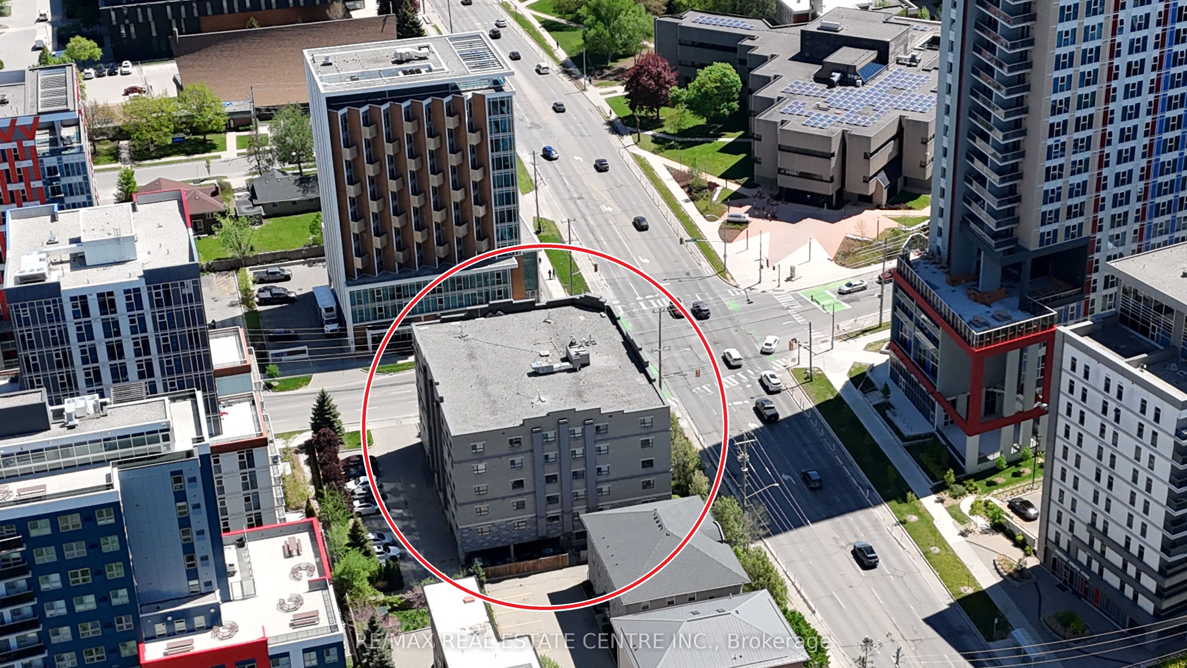 96 University Avenue W, Waterloo, ON N2L 3C9 photo 2