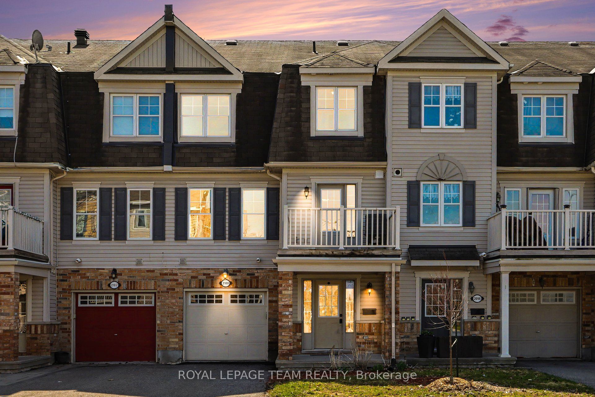 2100 Madrid Avenue, Barrhaven, ON K2J 0K4 photo 2