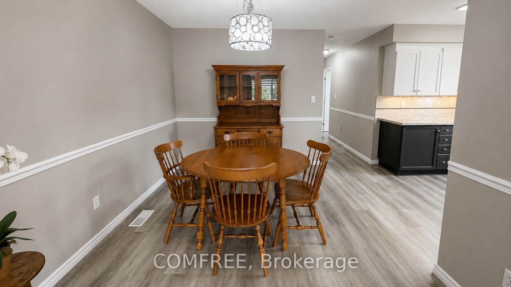 188 Windsor Street, Welland, ON L3C 7E3 photo 5