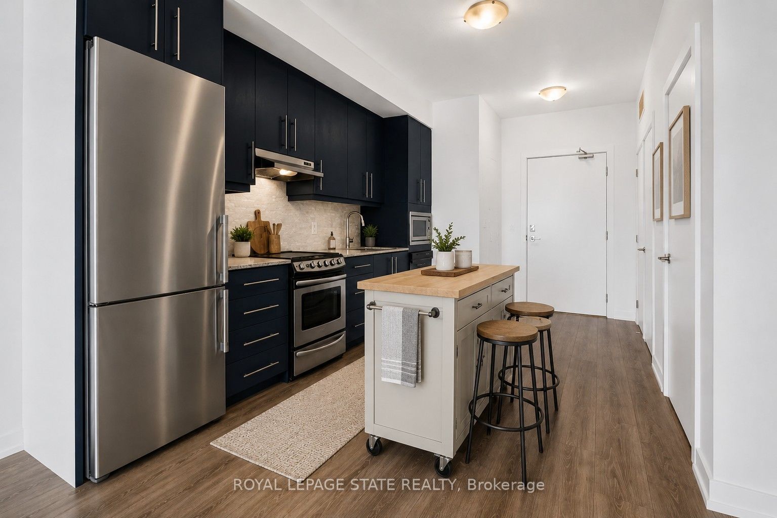 10 Esplanade Lane 306, Grimsby, ON L3M 0H1 photo 4