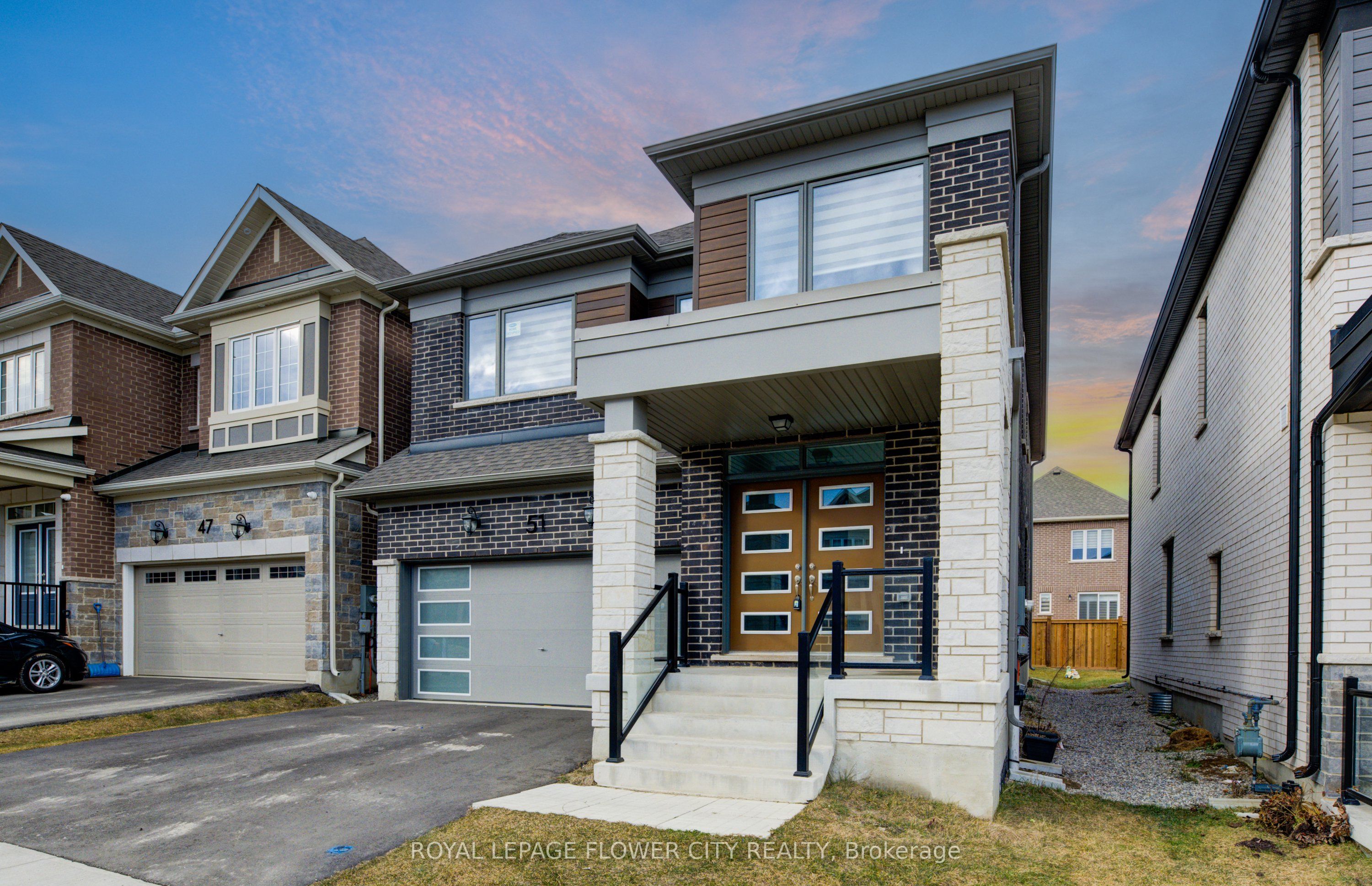 51 William Nador Street, Kitchener, ON N2E 3X8 photo 2