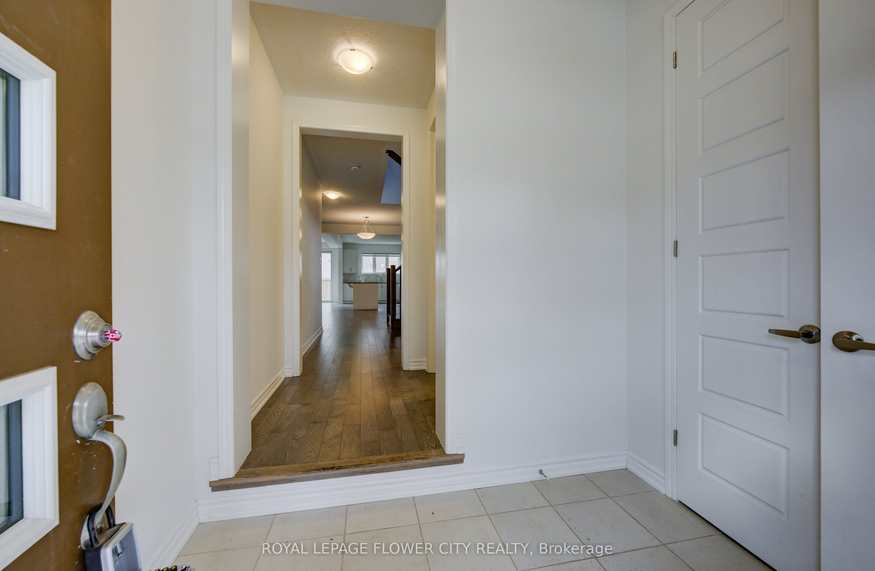 51 William Nador Street, Kitchener, ON N2E 3X8 photo 4