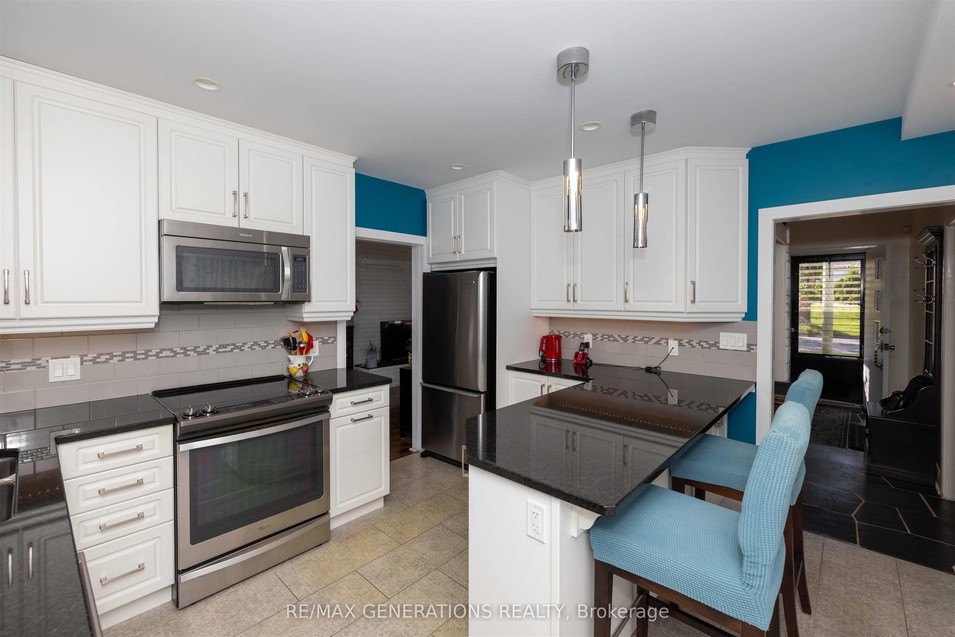 159 Ruttan Street, Thunder Bay, ON P7A 5E4 photo 2