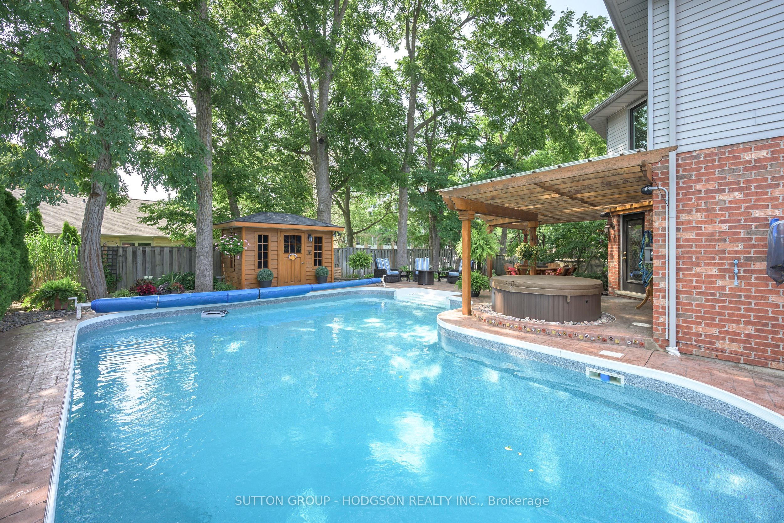 103 Carriage Hill Drive, London North, ON N5X 3W7 photo 3
