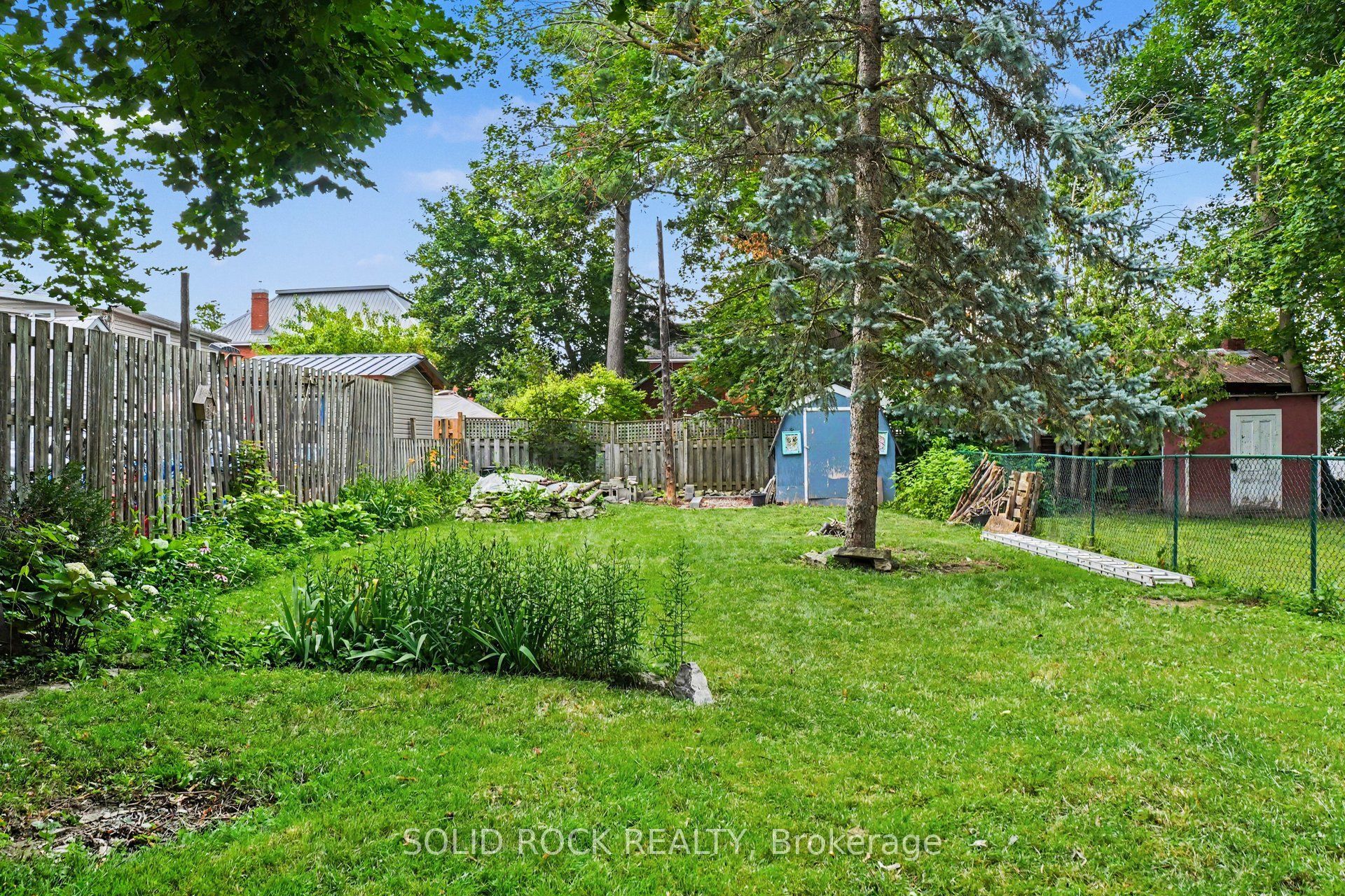 211 Bell Street, Arnprior, ON K7S 2R5 photo 3