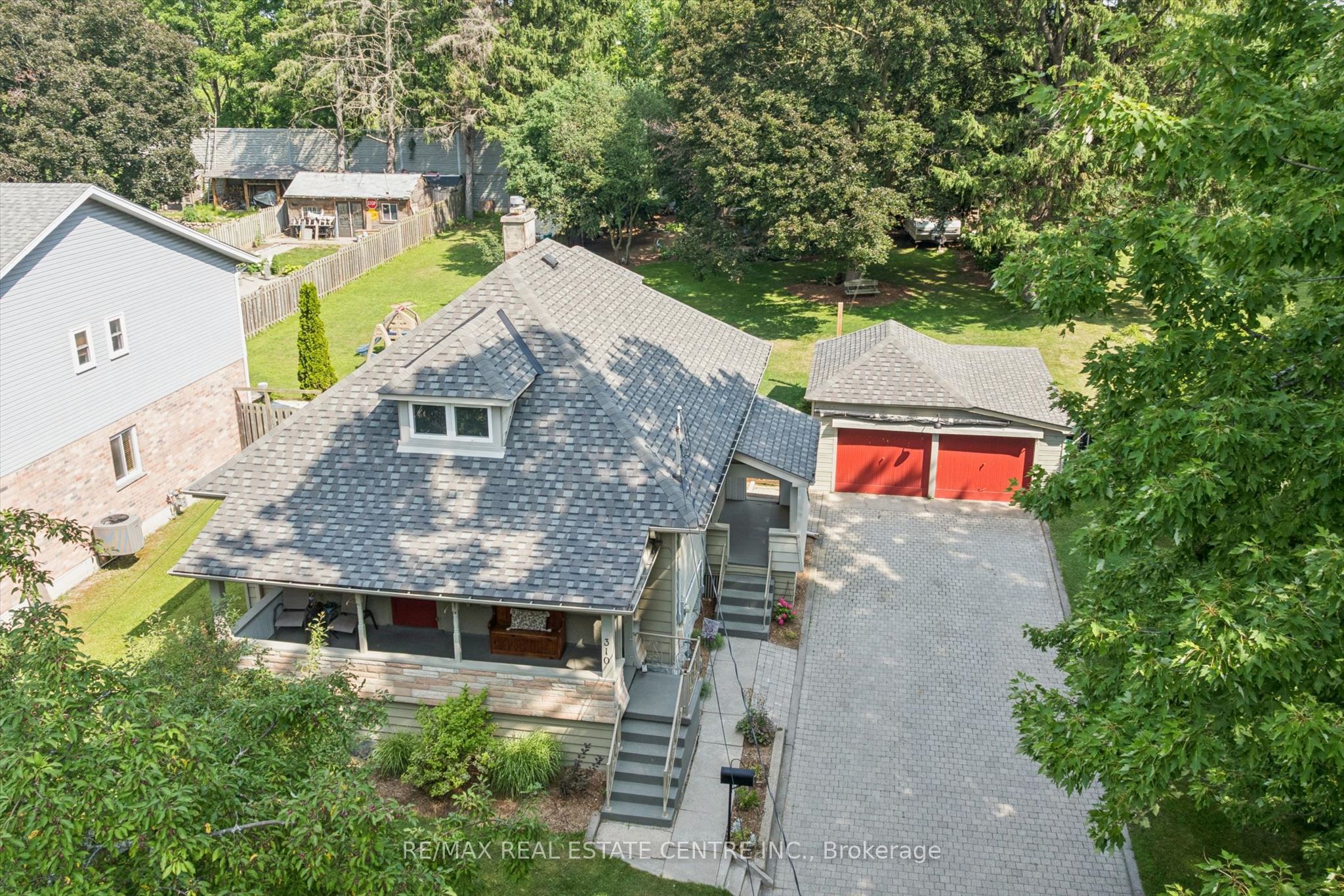 310 Kitchener Road, Cambridge, ON N3H 1A6 photo 2