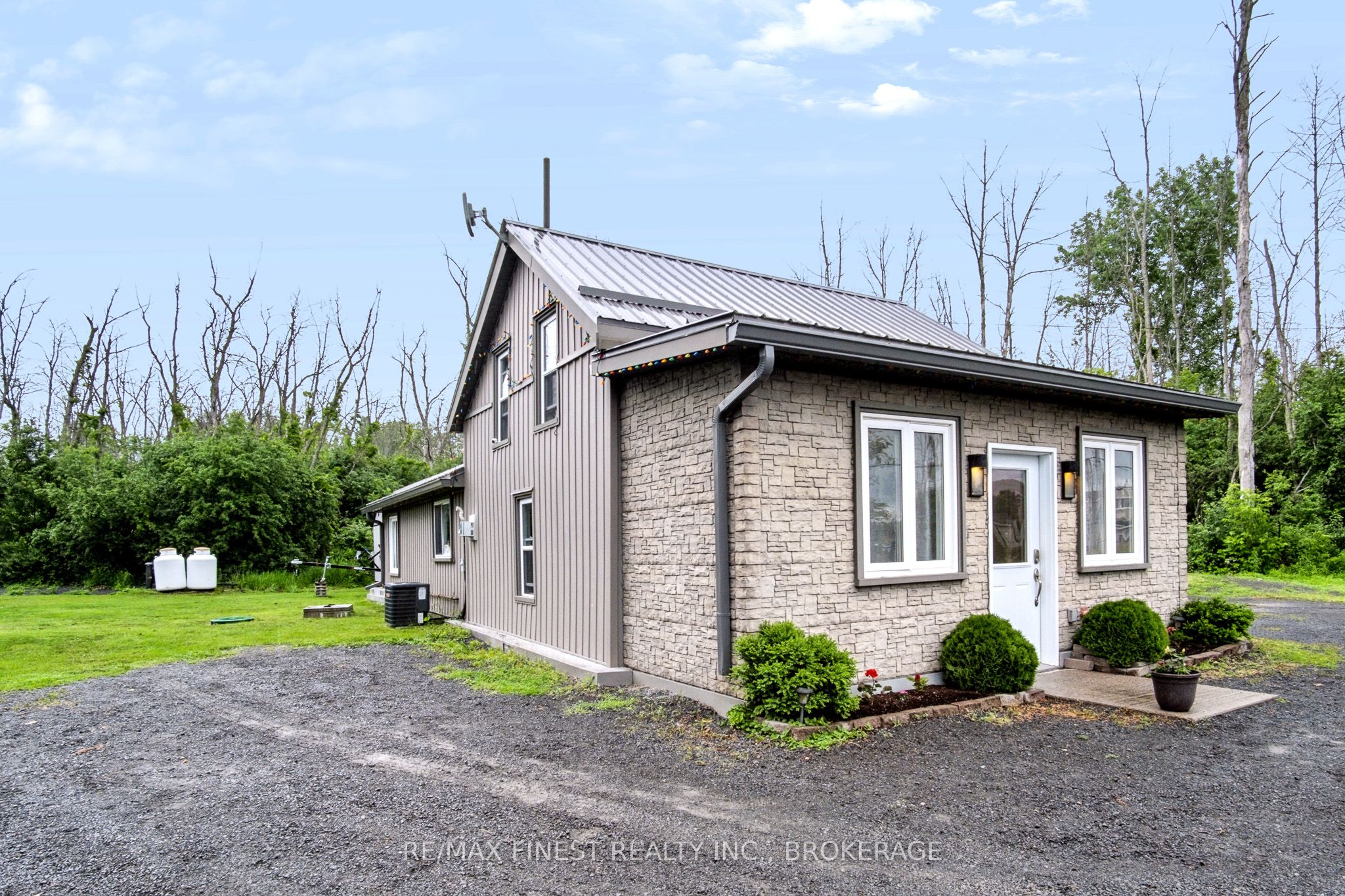8297 County Road 2 N/A, Greater Napanee, ON K7R 3K6 photo 2
