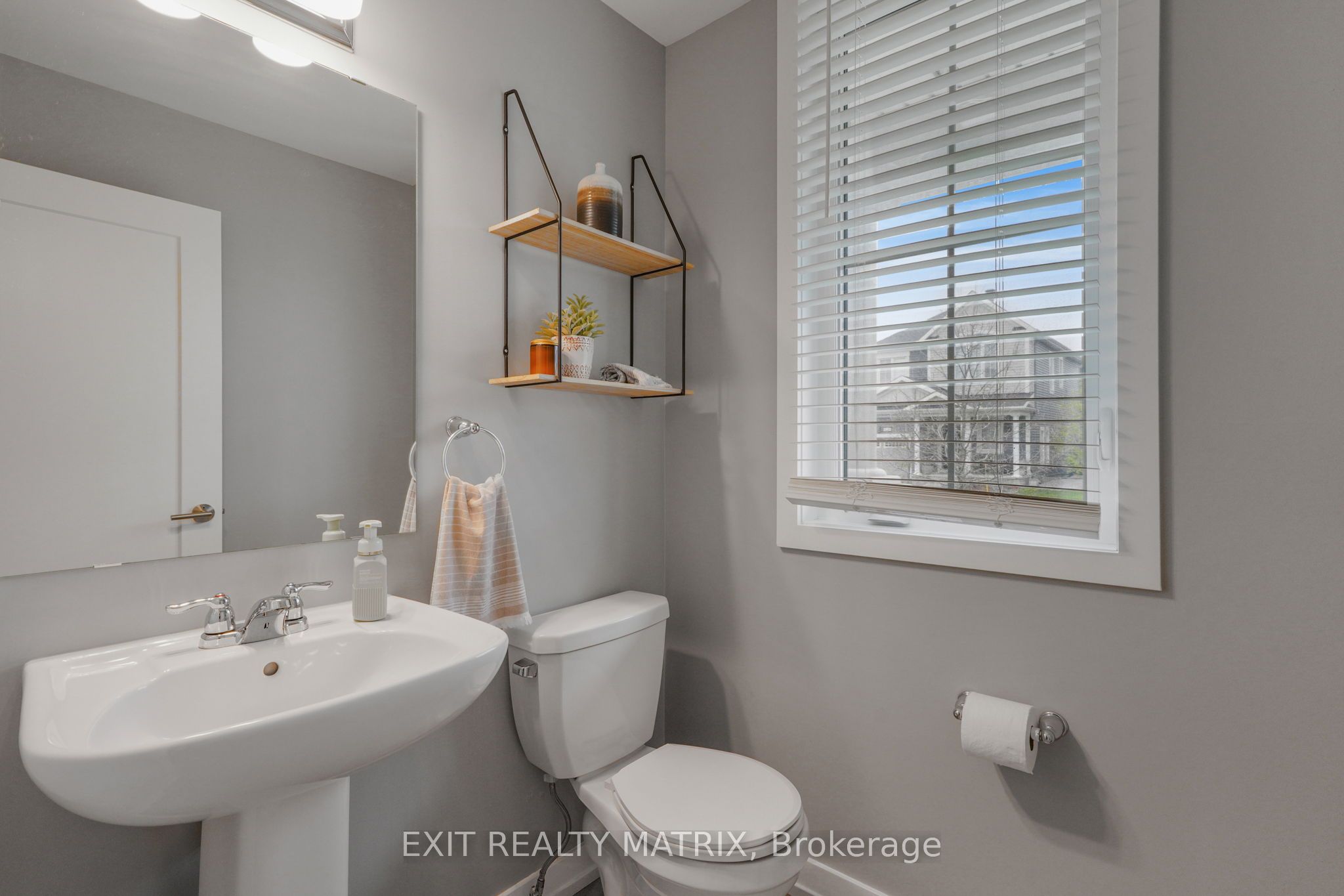319 Sweetclover Way, Orleans - Cumberland and Area, ON K4A 1E5 photo 5
