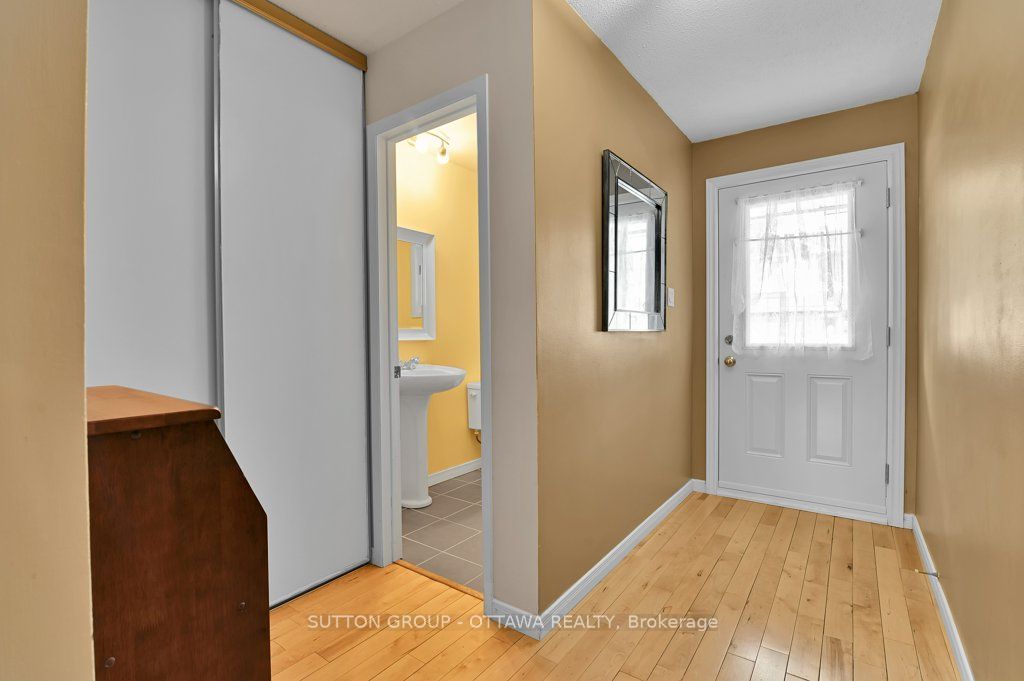 544 Parasol Court, Orleans - Cumberland and Area, ON K4A 2X1 photo 4