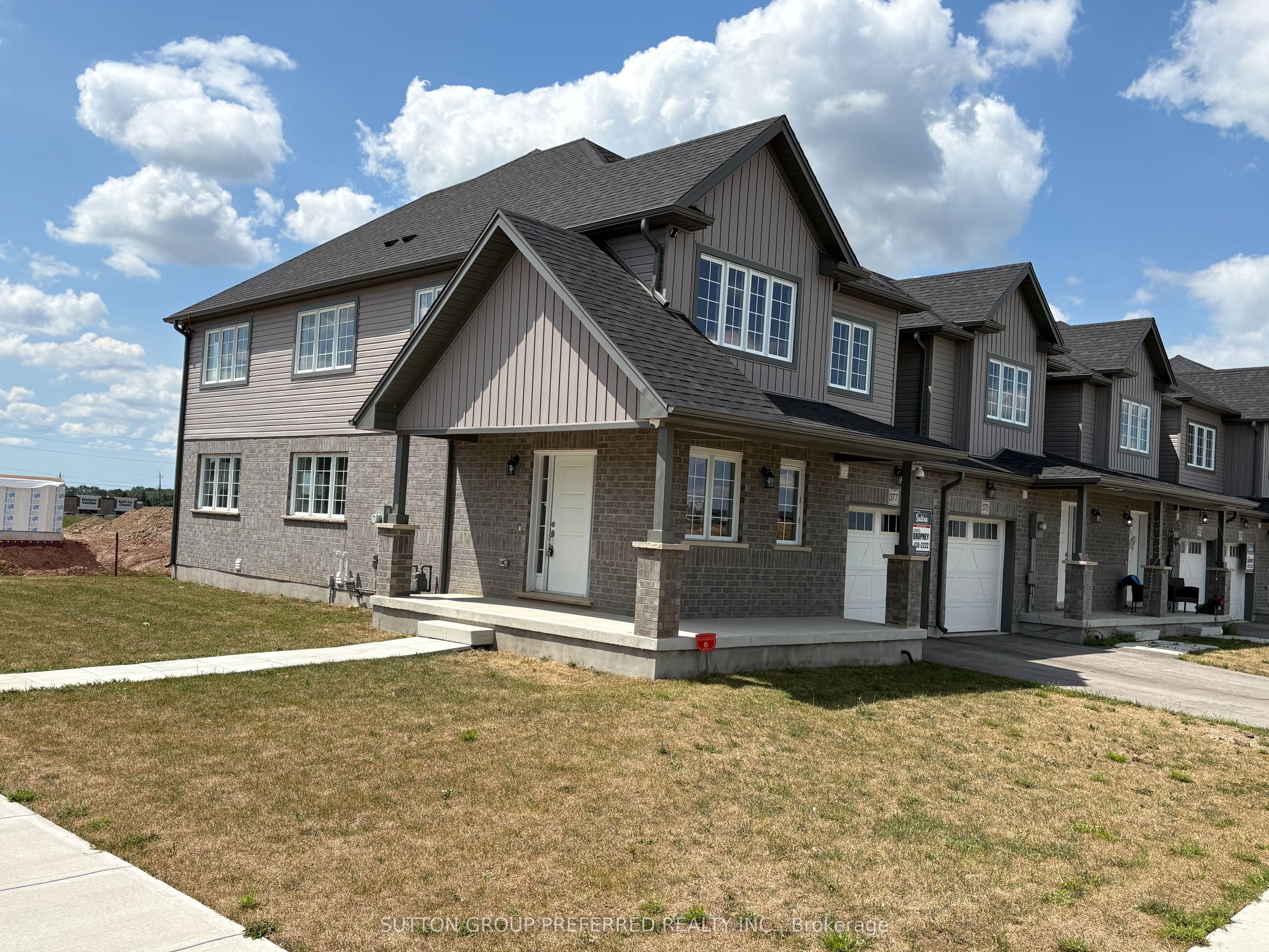 377 KENNINGTON Way, London South, ON N6L 0H4 photo 2
