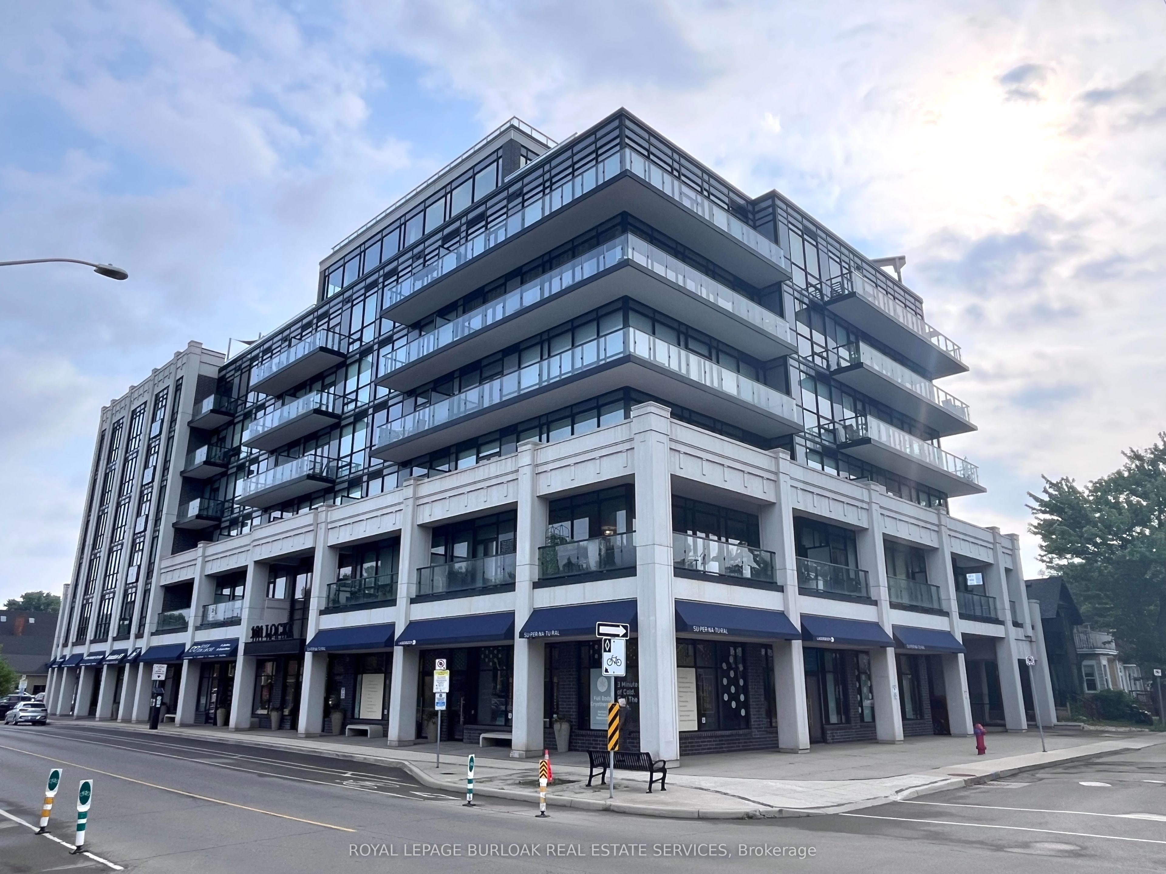 101 Locke Street S 301, Hamilton, ON L8P 4A6