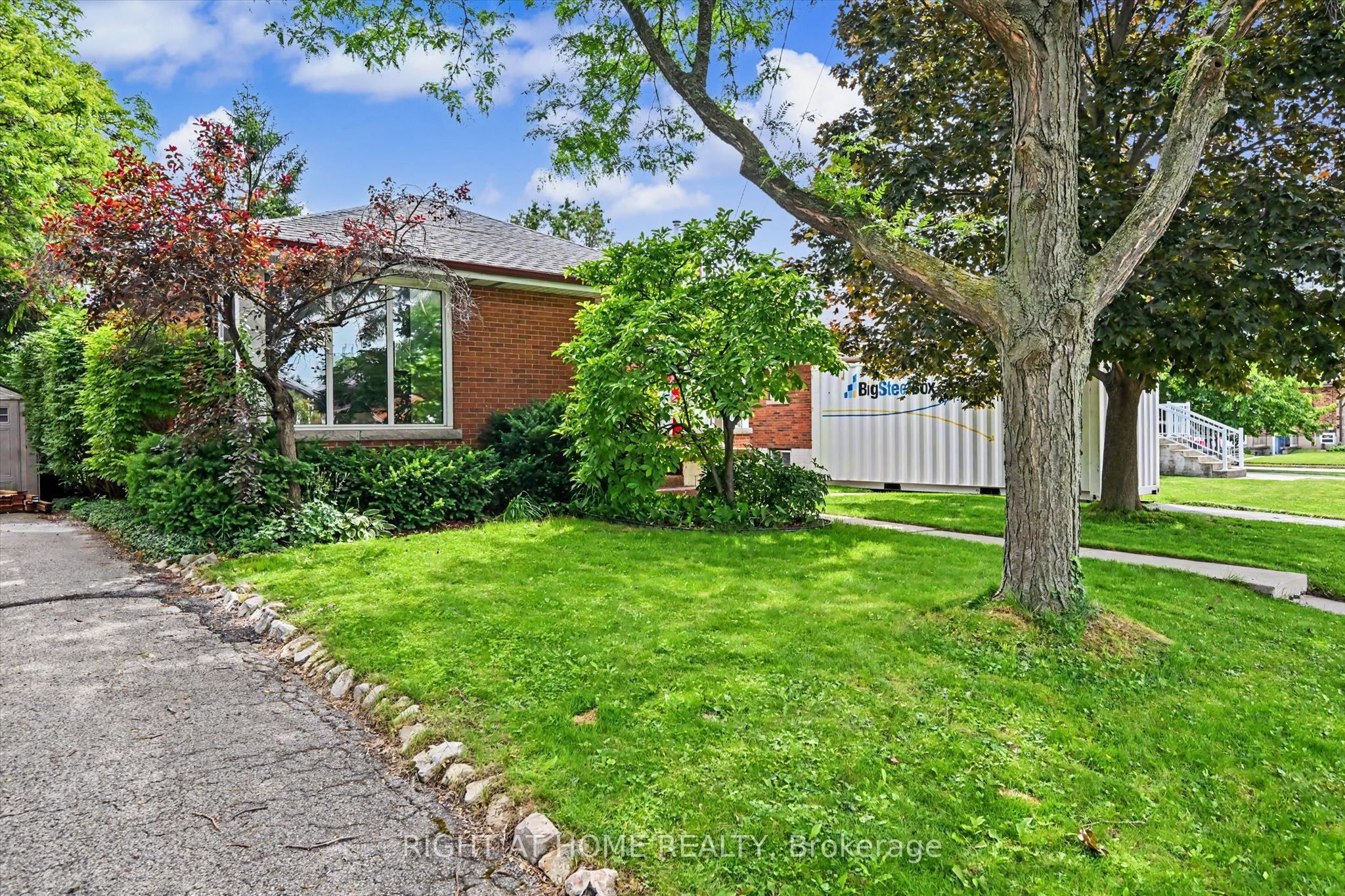 56 Everton Place, Hamilton, ON L8T 1G7