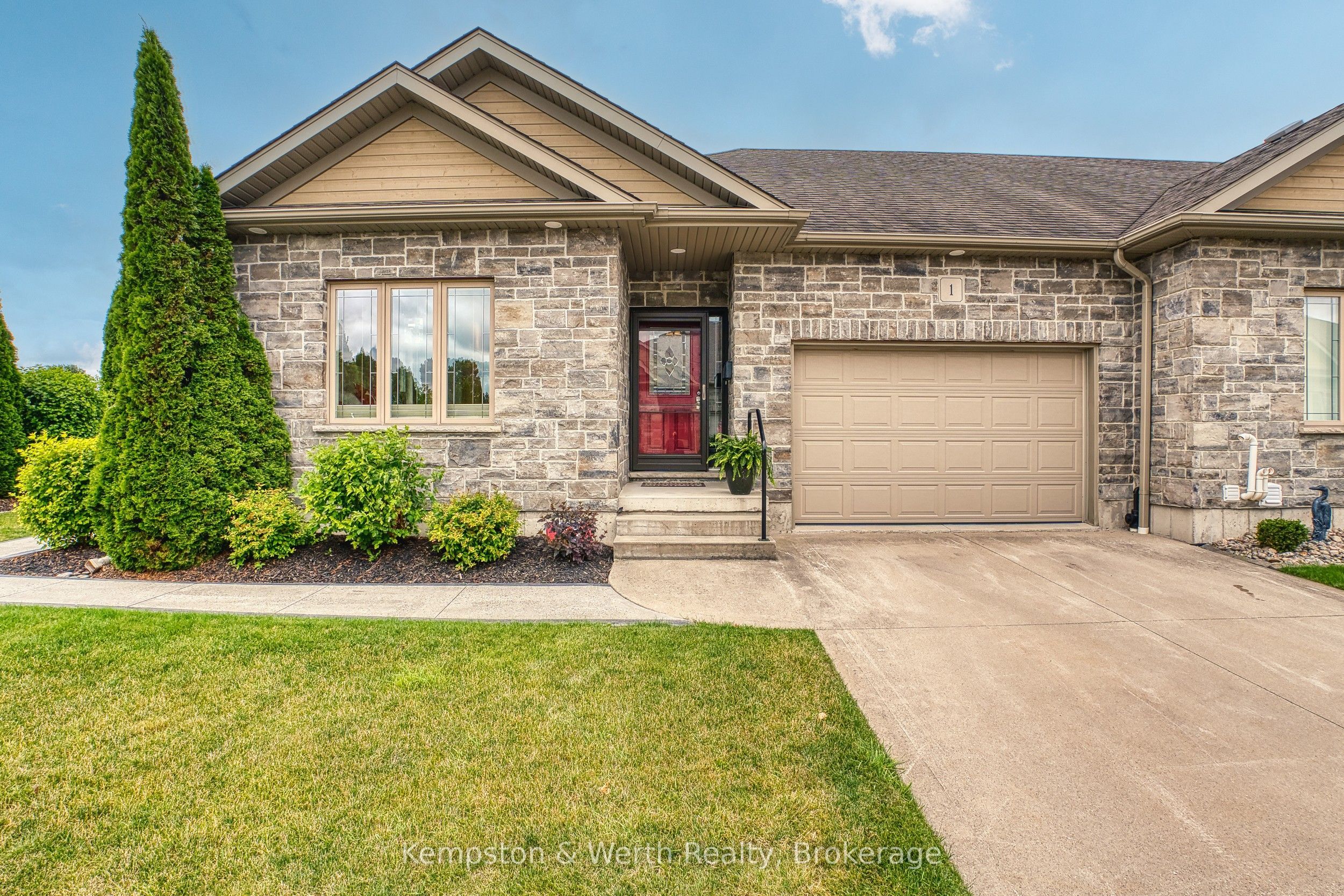 855 Wallace Avenue N 1, North Perth, ON N4W 1M3 photo 3