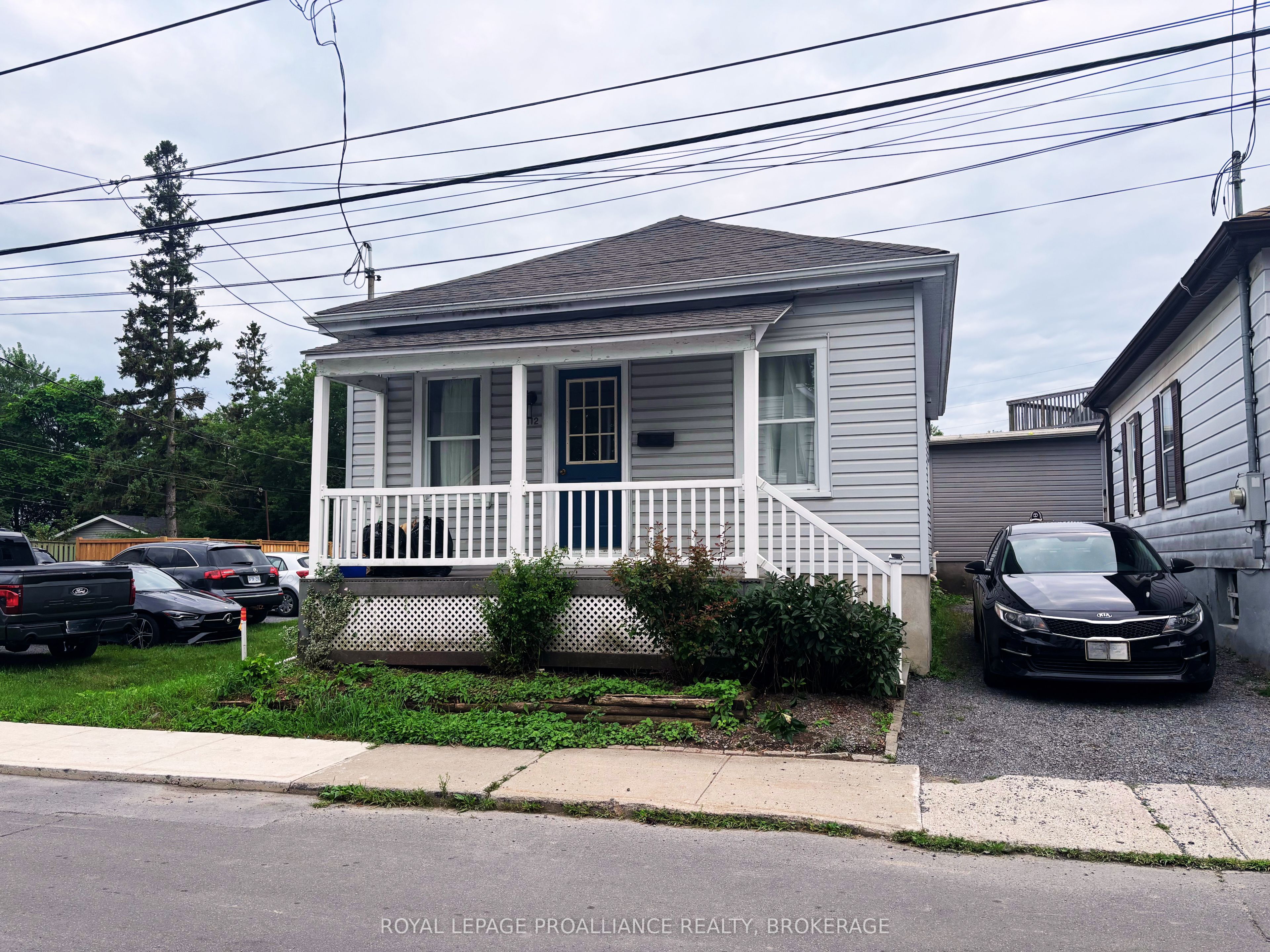 112 Main Street, Kingston, ON K7K 3Y8
