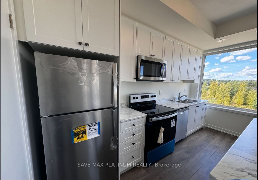 160 Densmore Road 1403, Cobourg, ON K9A 0X8 photo 3